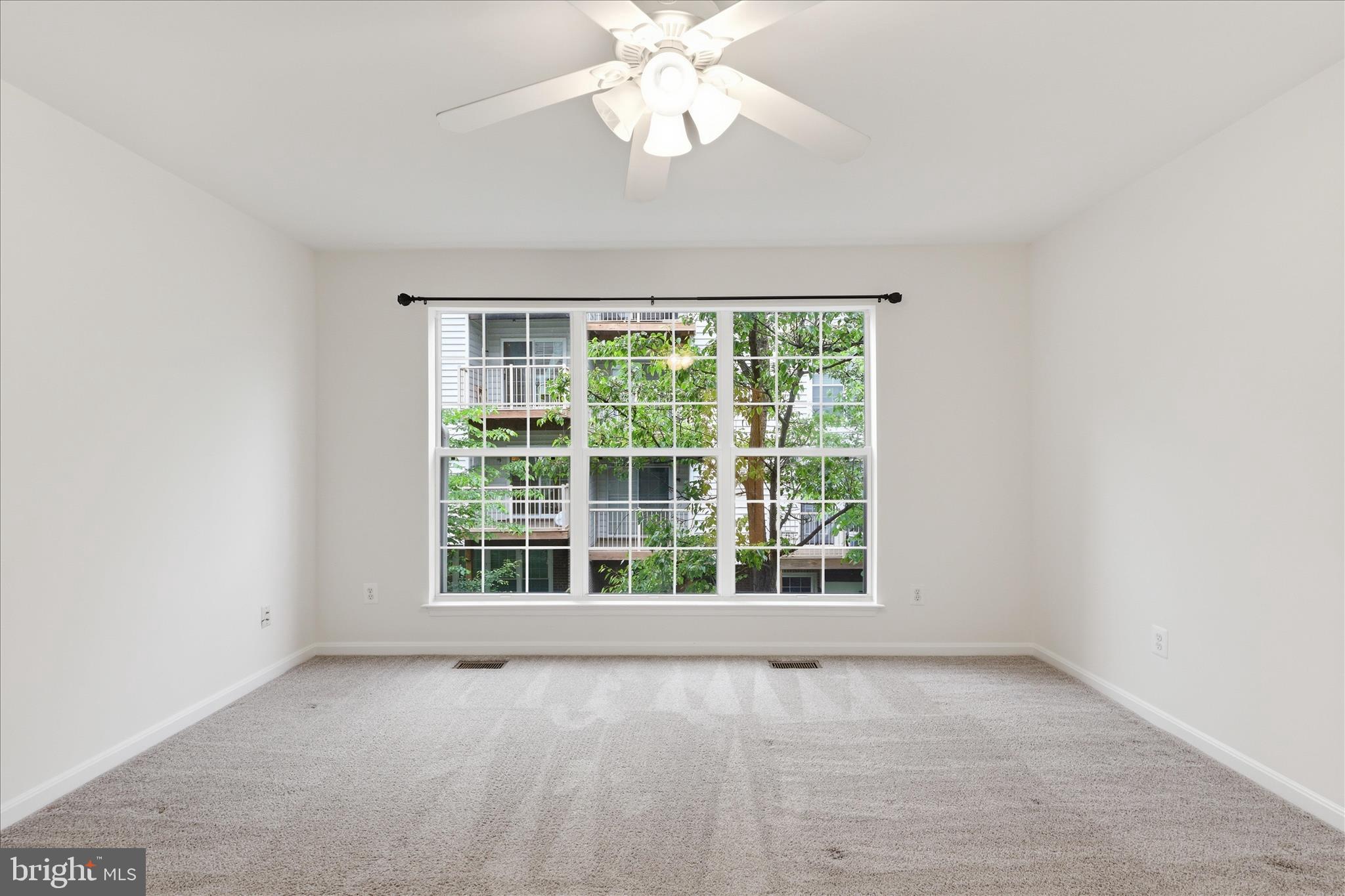4108 VANDERBILT COURT