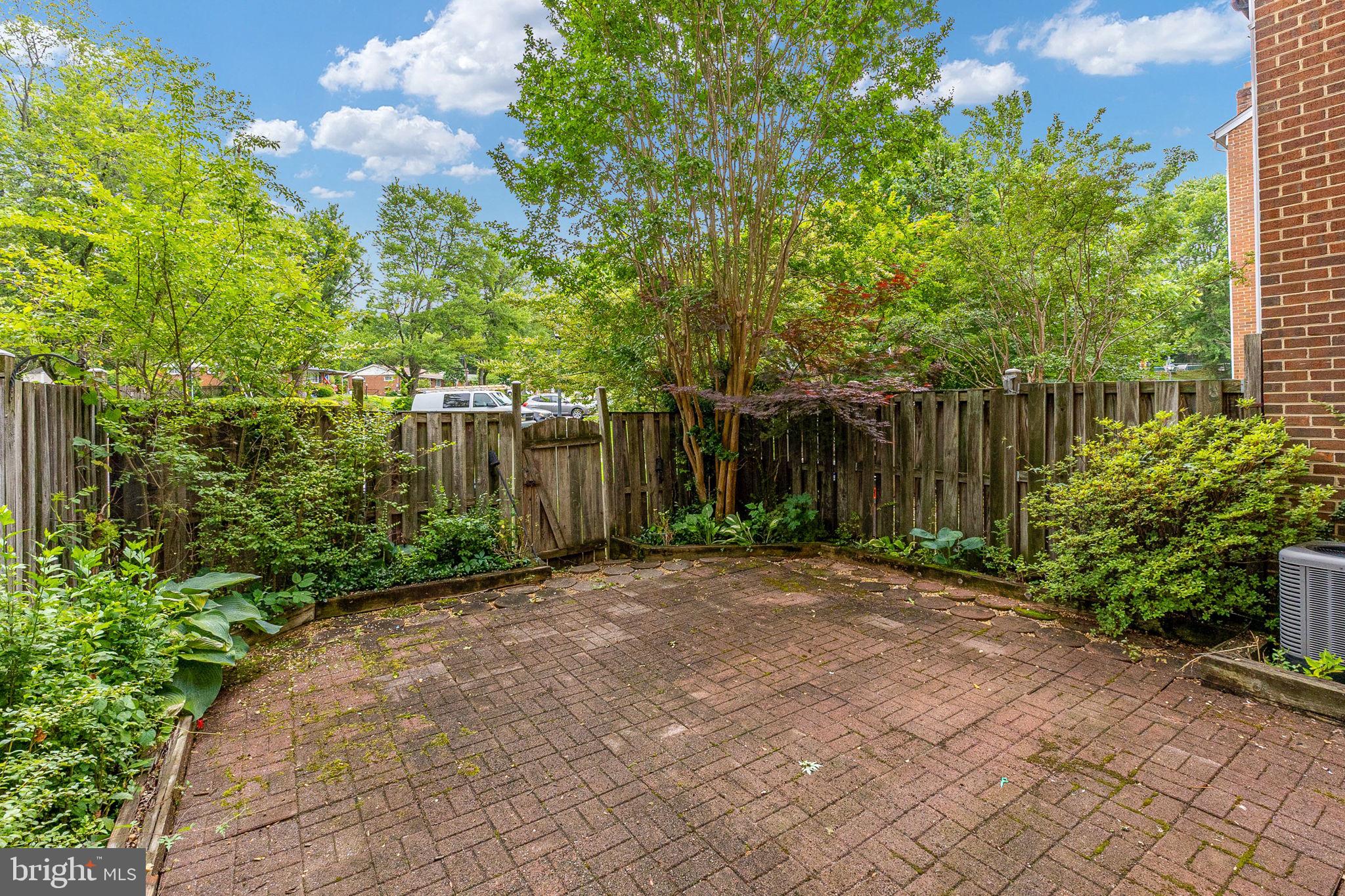 10405 COURTHOUSE DRIVE