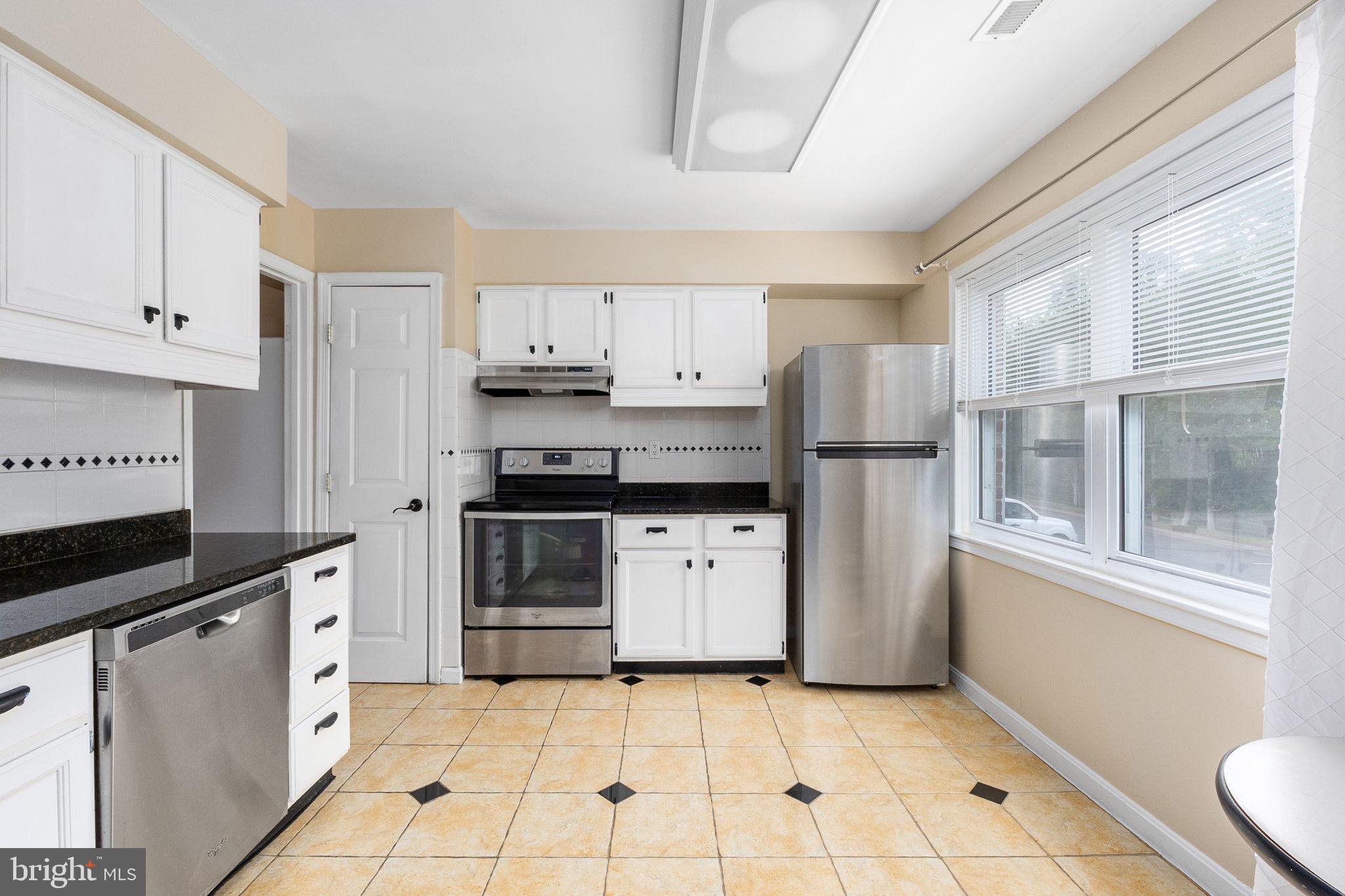 10405 COURTHOUSE DRIVE