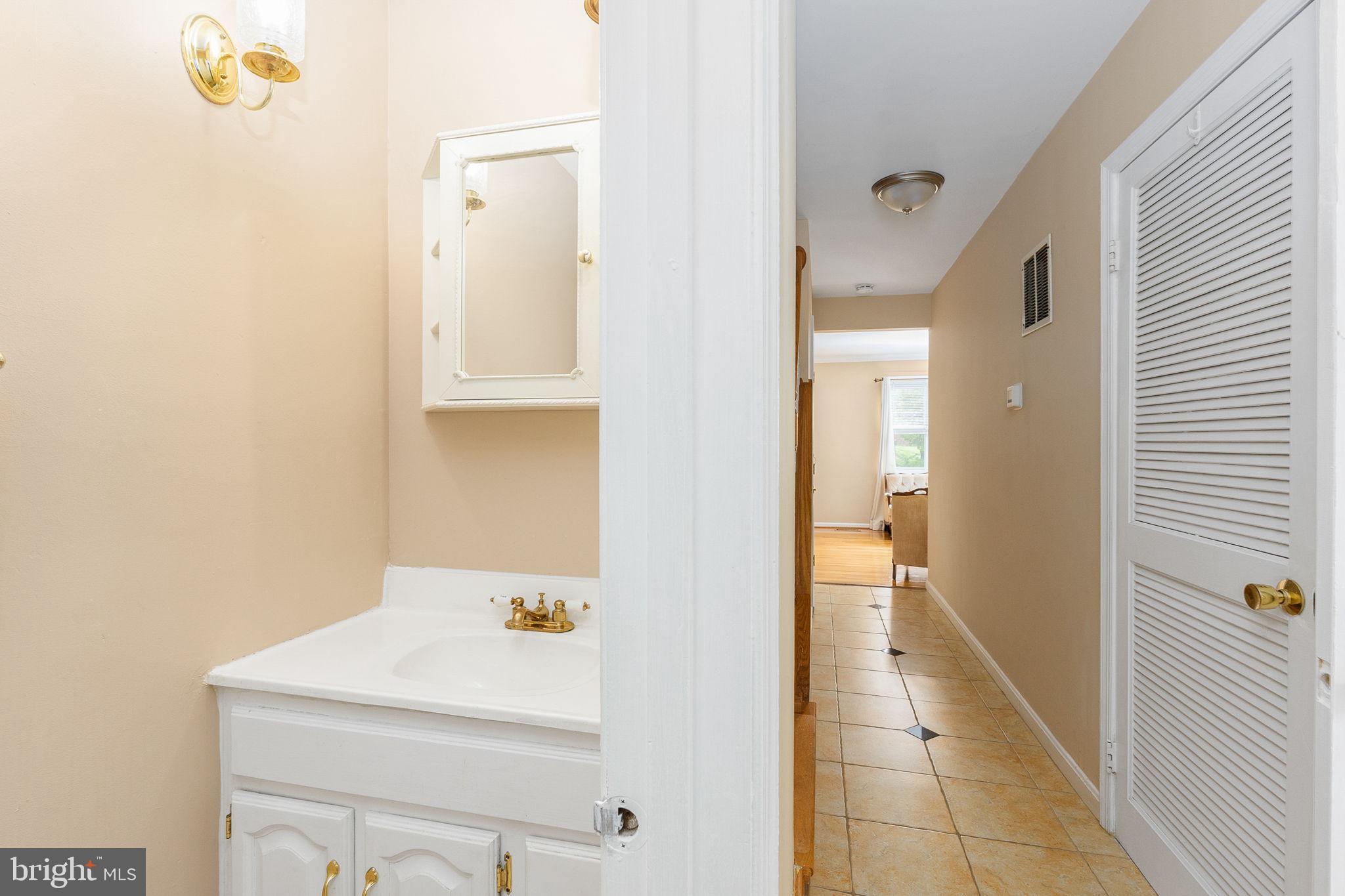 10405 COURTHOUSE DRIVE