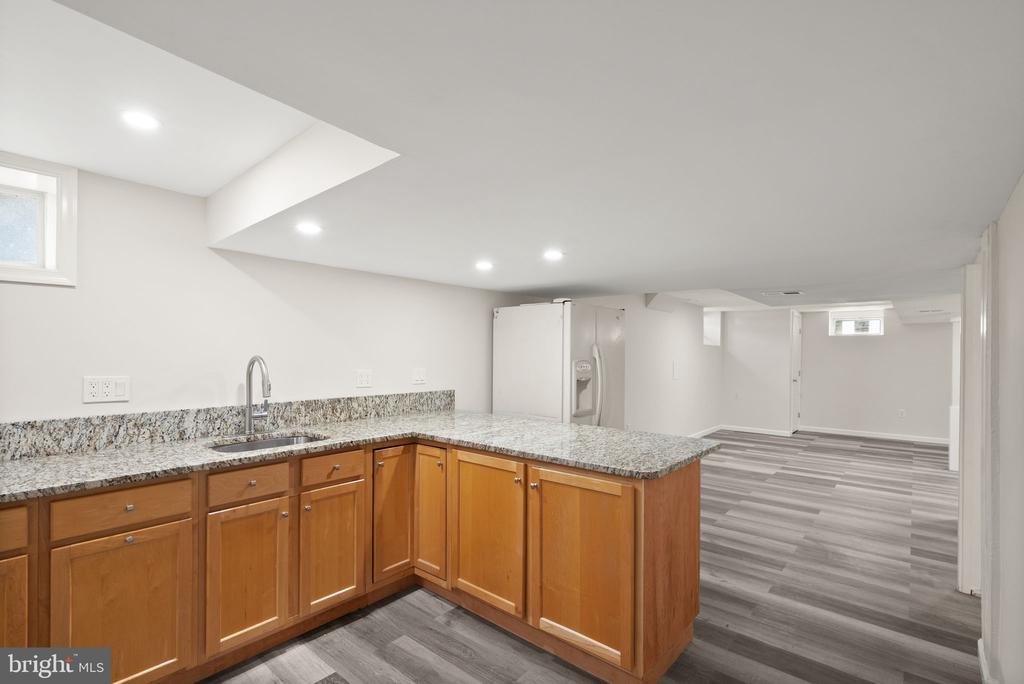 4144 ADDISON ROAD