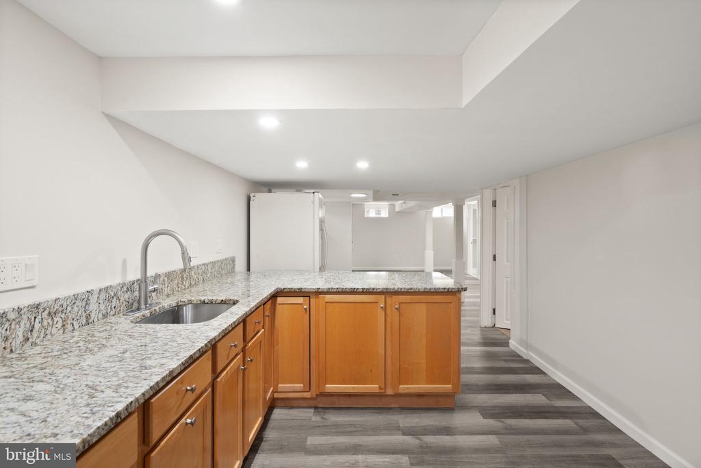 4144 ADDISON ROAD