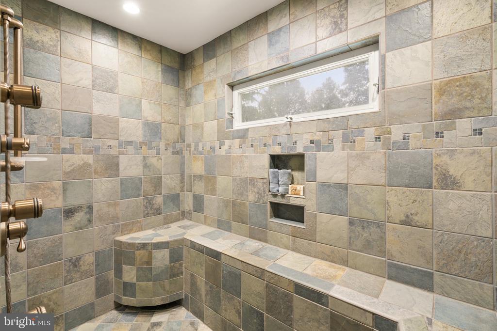 7154 CHESTERFIELD DRIVE