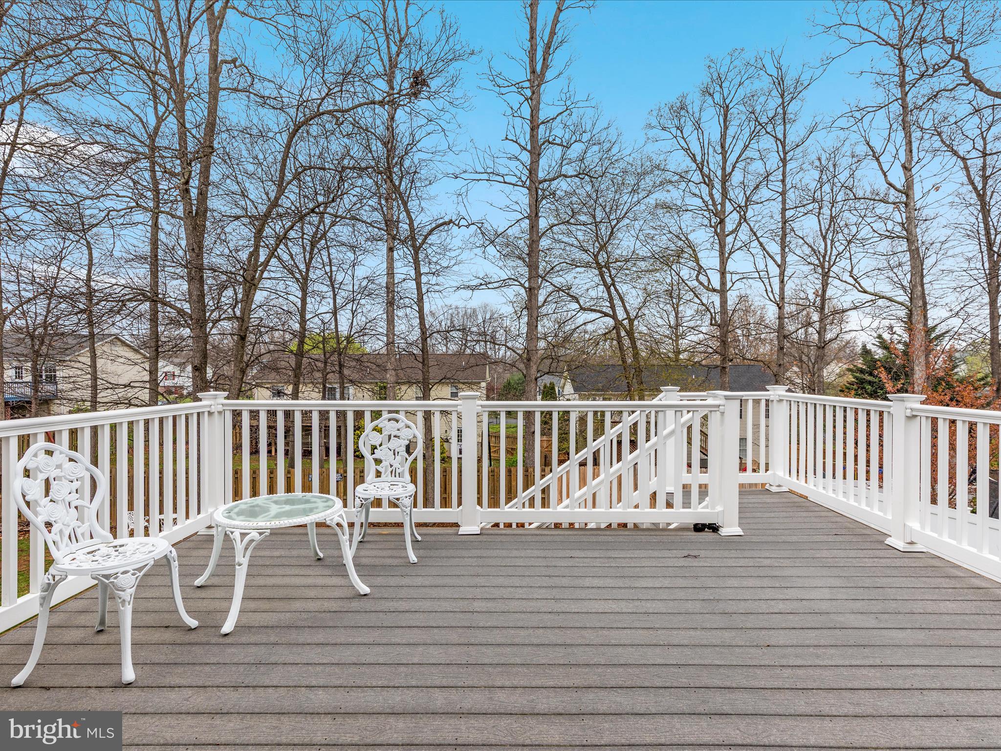 327 LYNNEHAVEN DRIVE