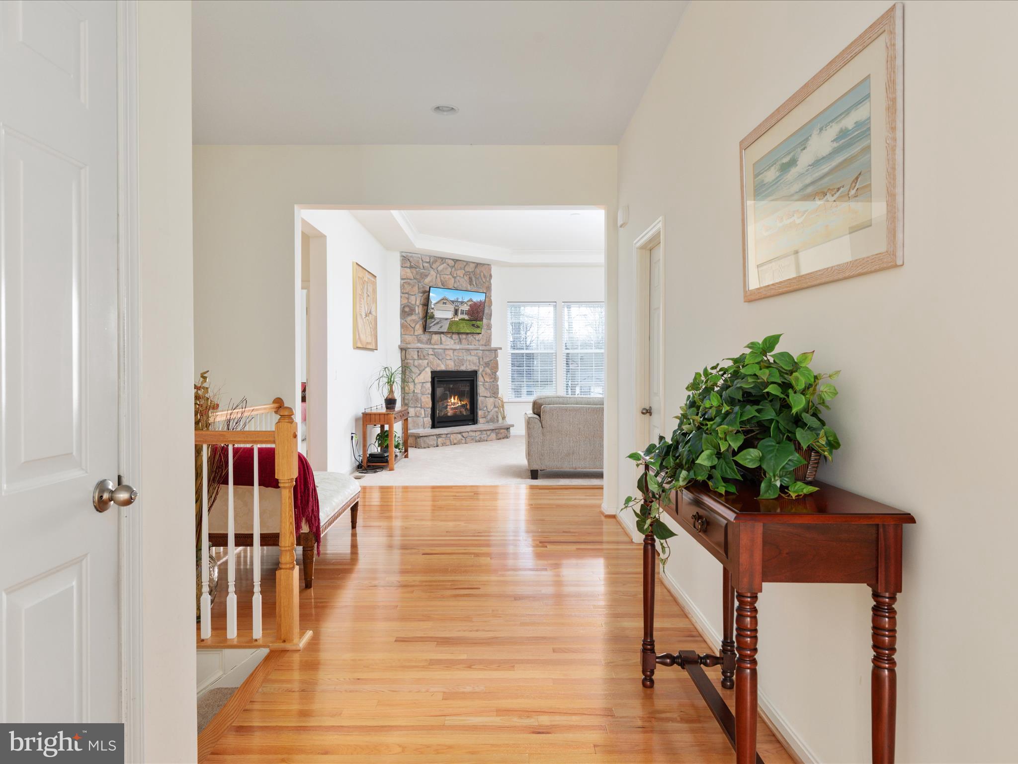 327 LYNNEHAVEN DRIVE