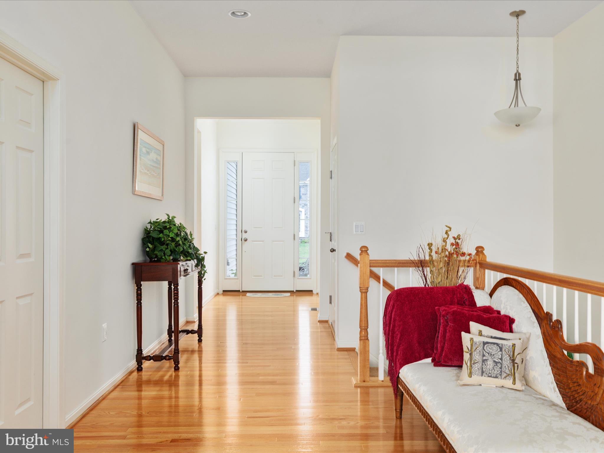 327 LYNNEHAVEN DRIVE