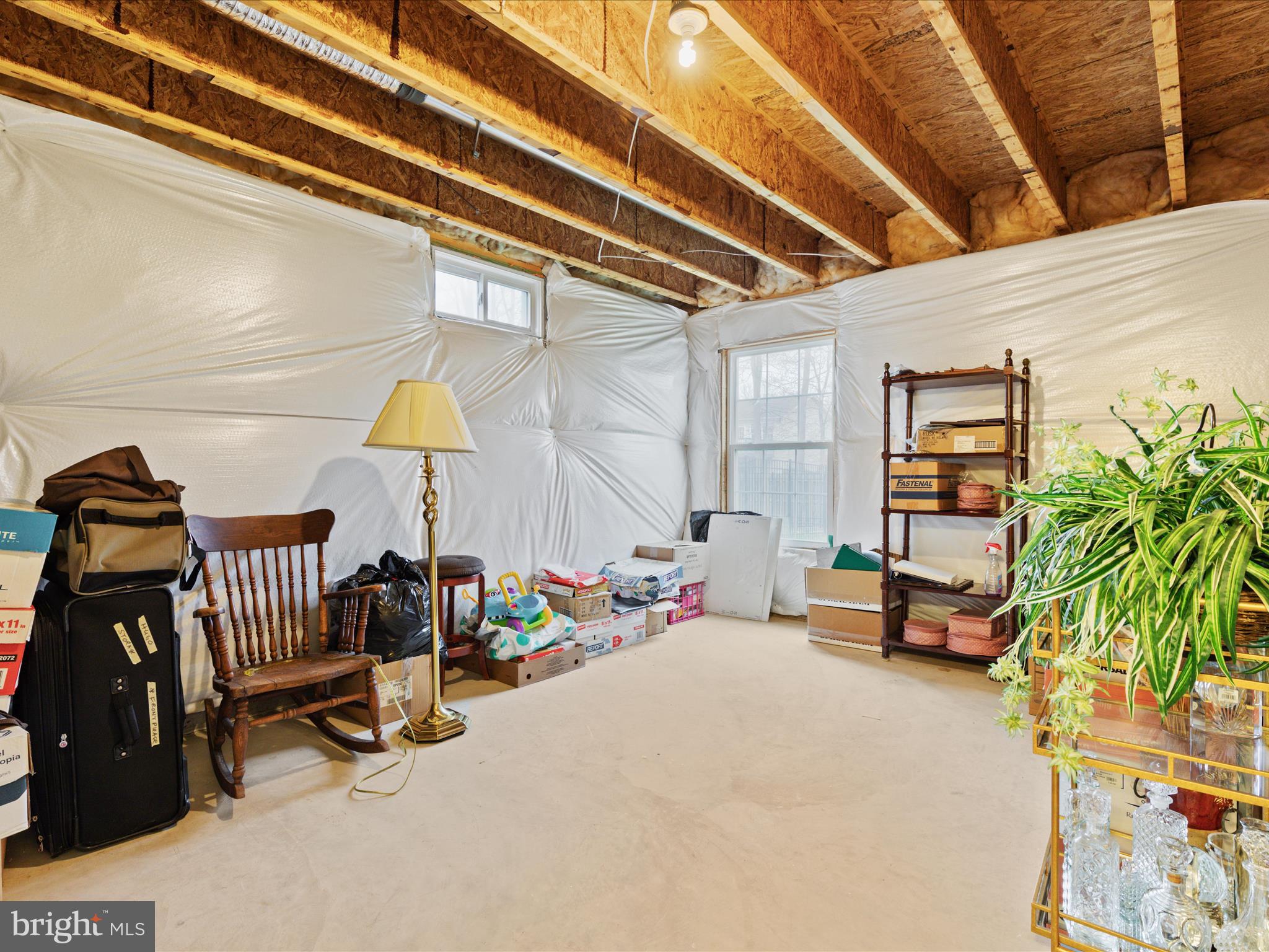 327 LYNNEHAVEN DRIVE