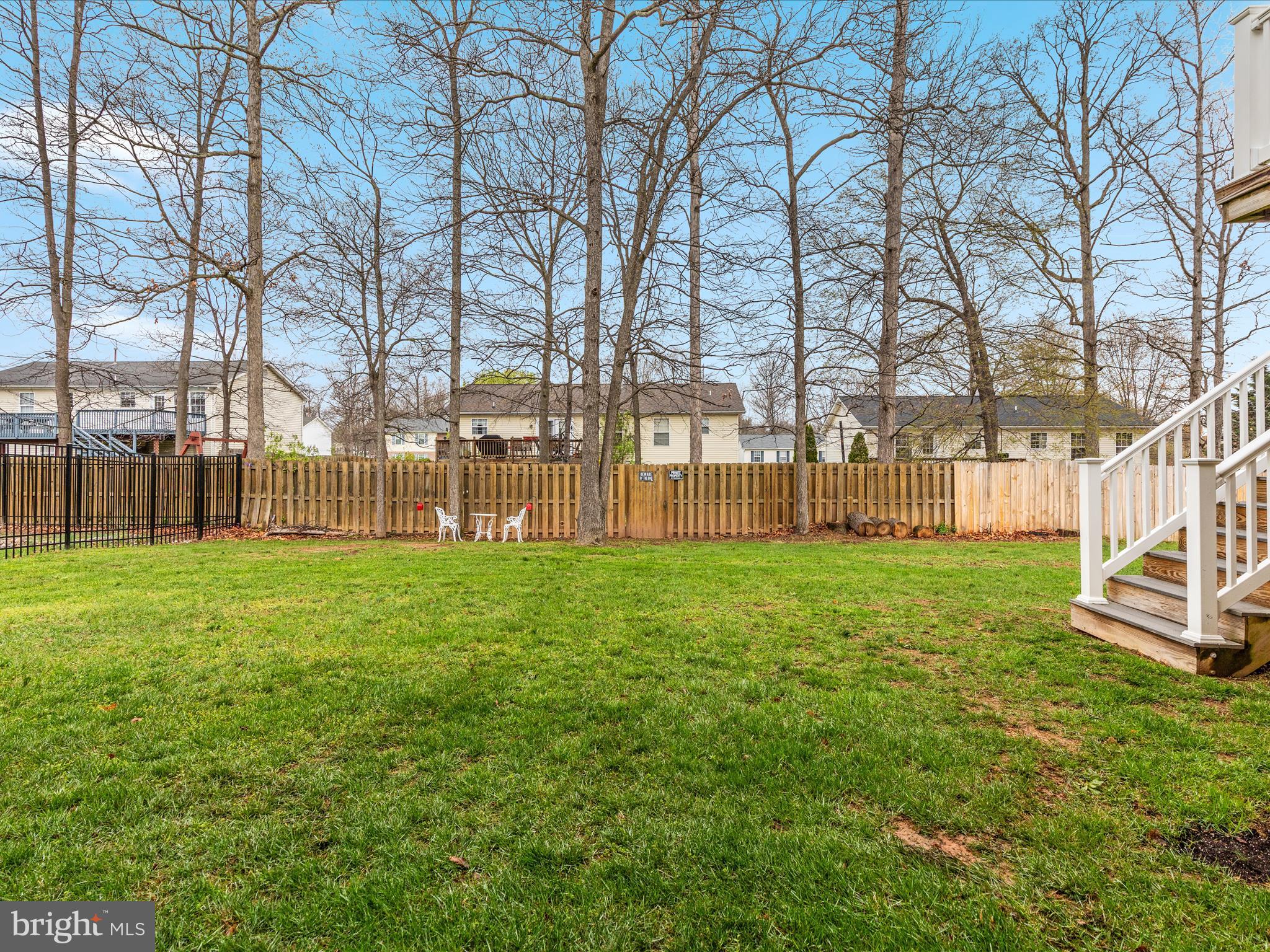 327 LYNNEHAVEN DRIVE