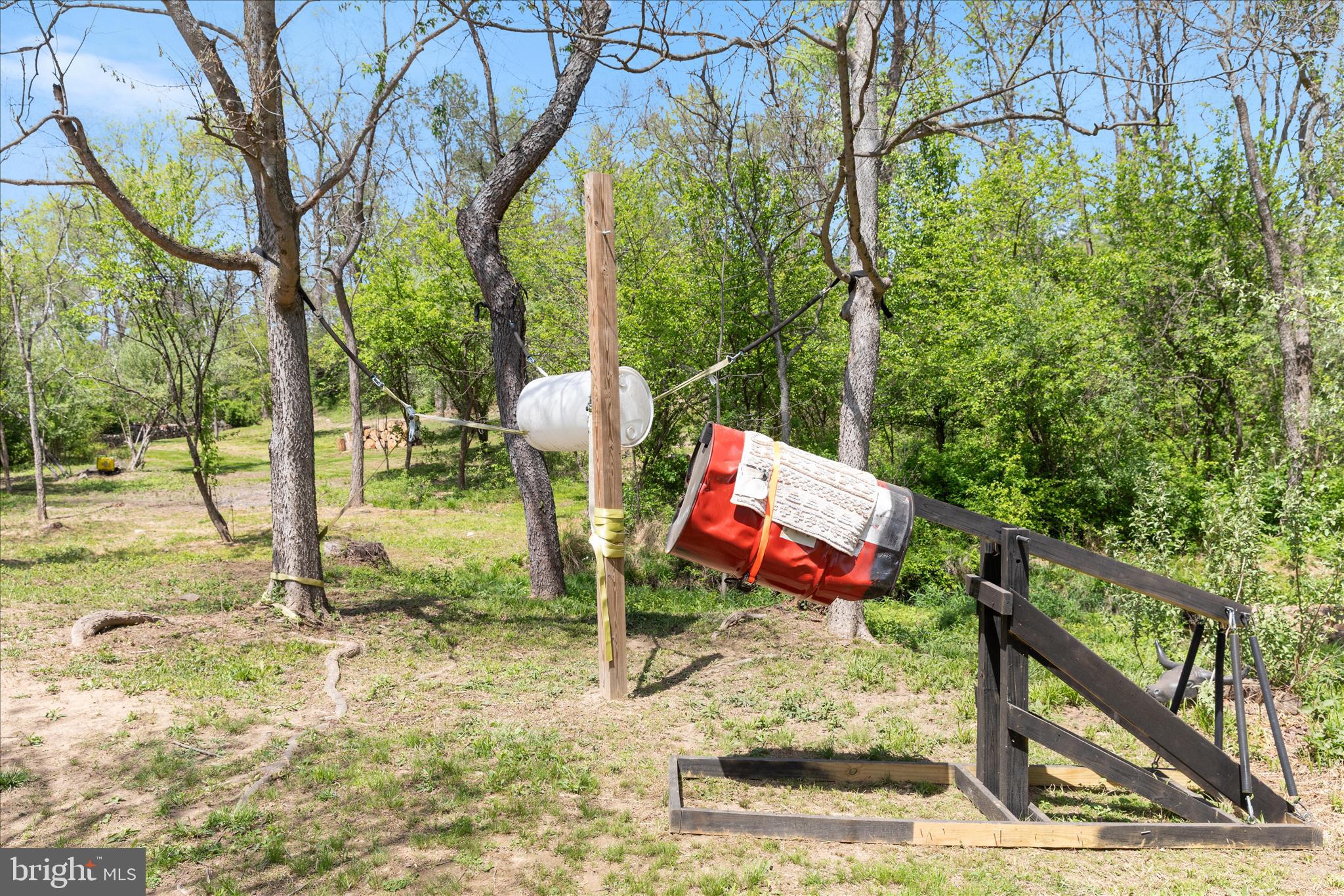 1015 REDBUD