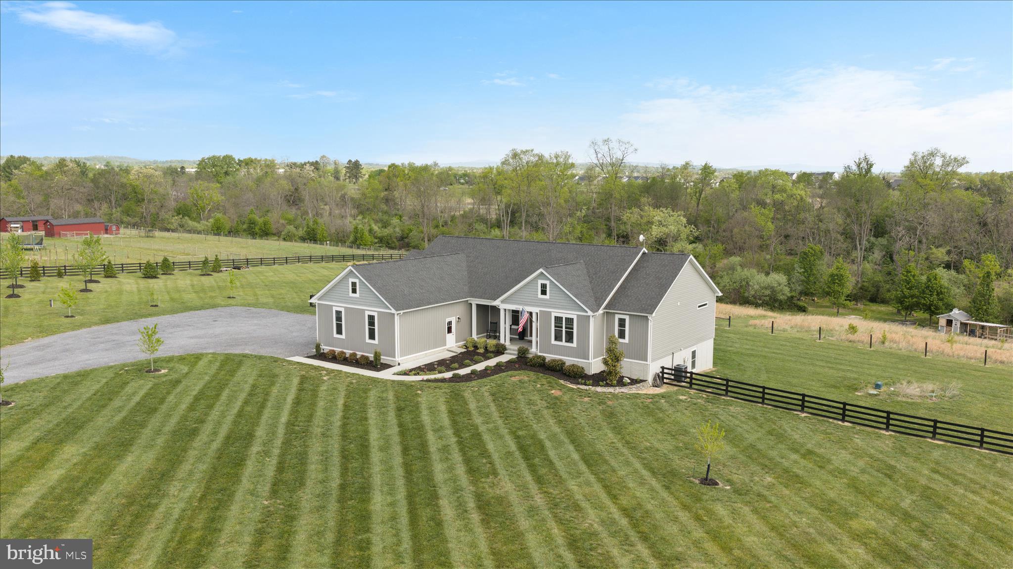 1015 REDBUD