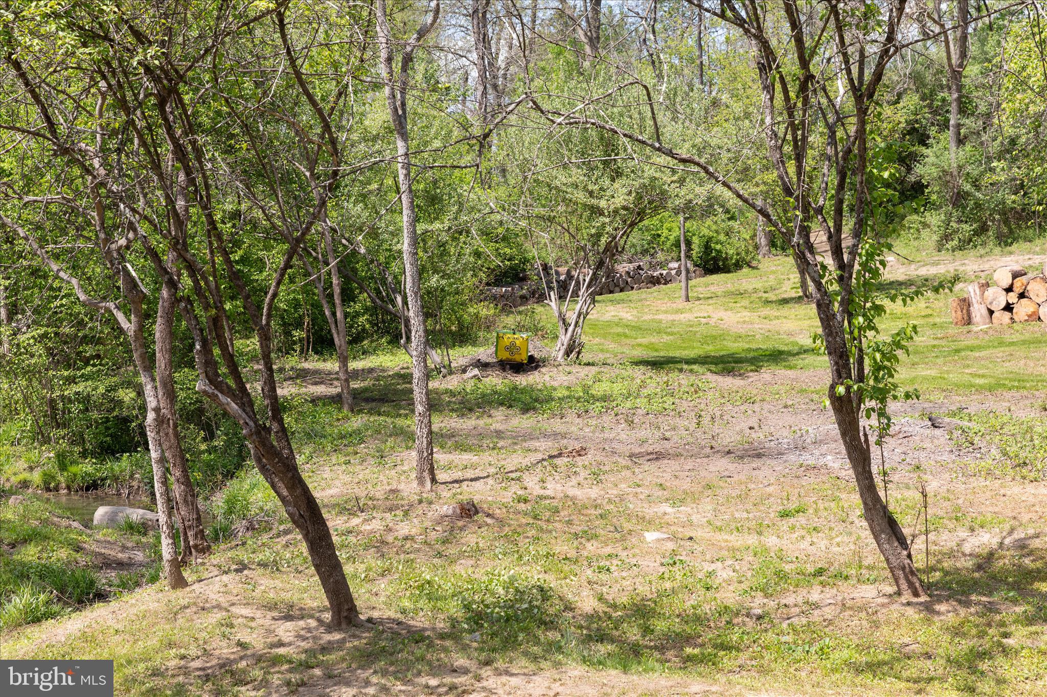 1015 REDBUD
