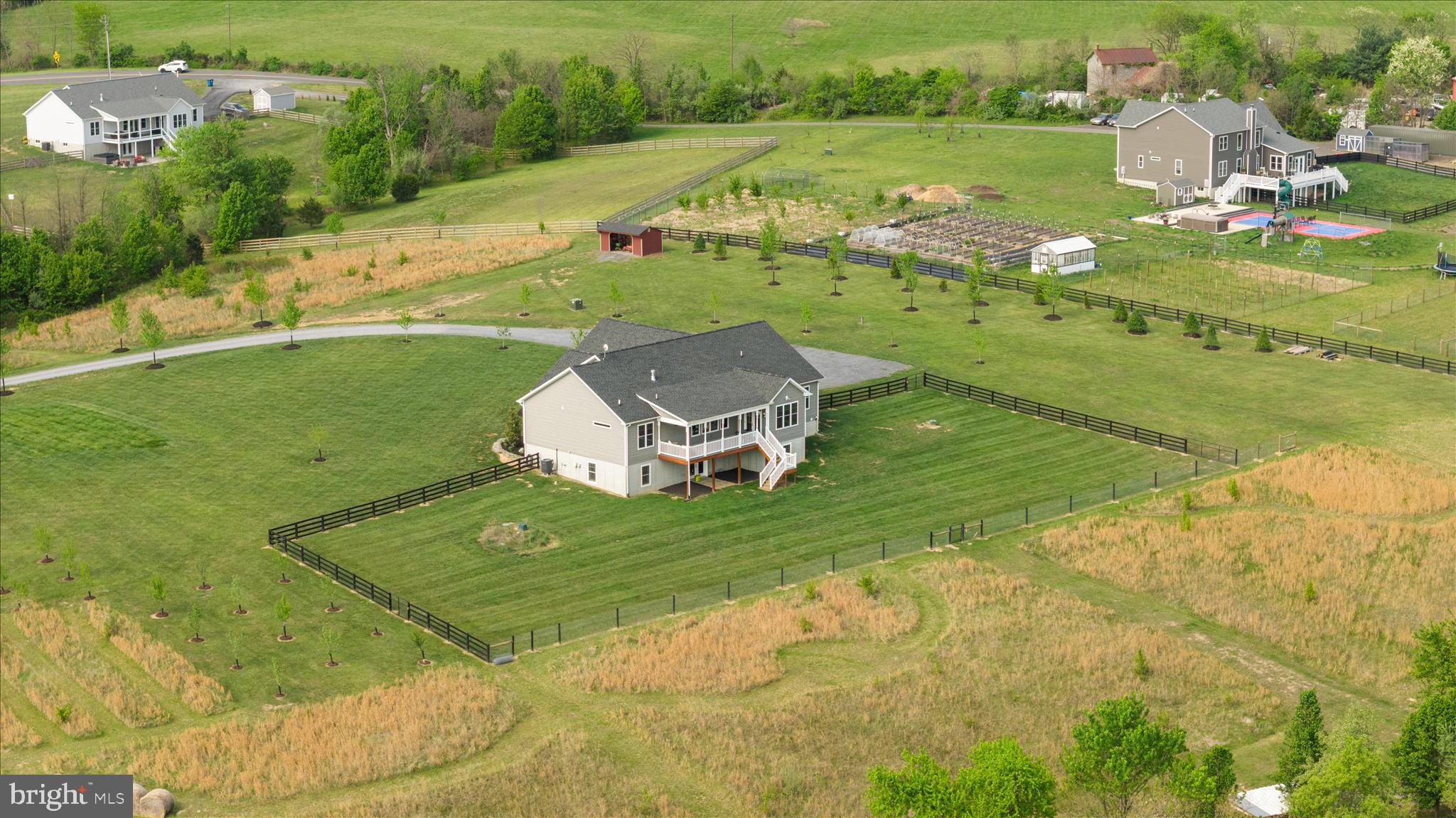 1015 REDBUD