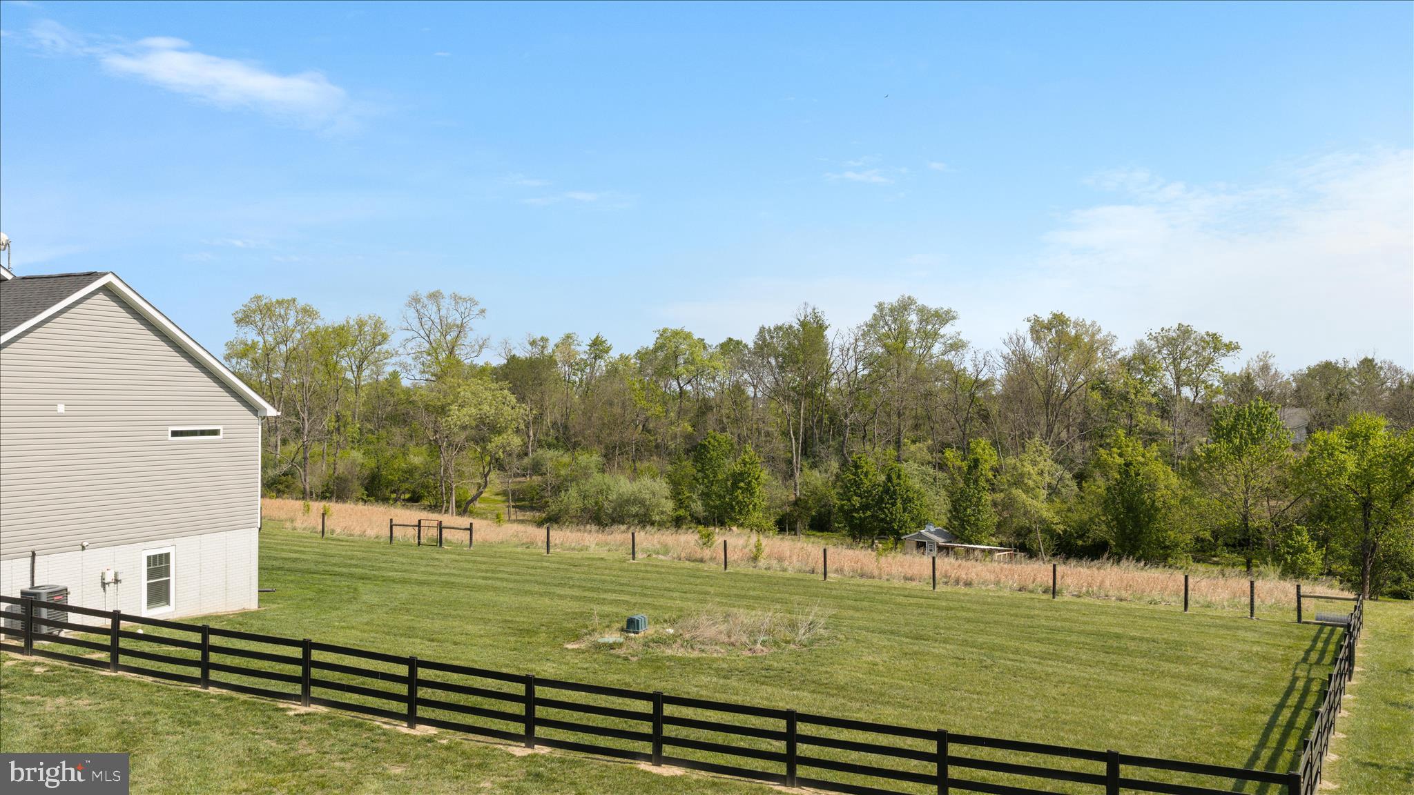 1015 REDBUD