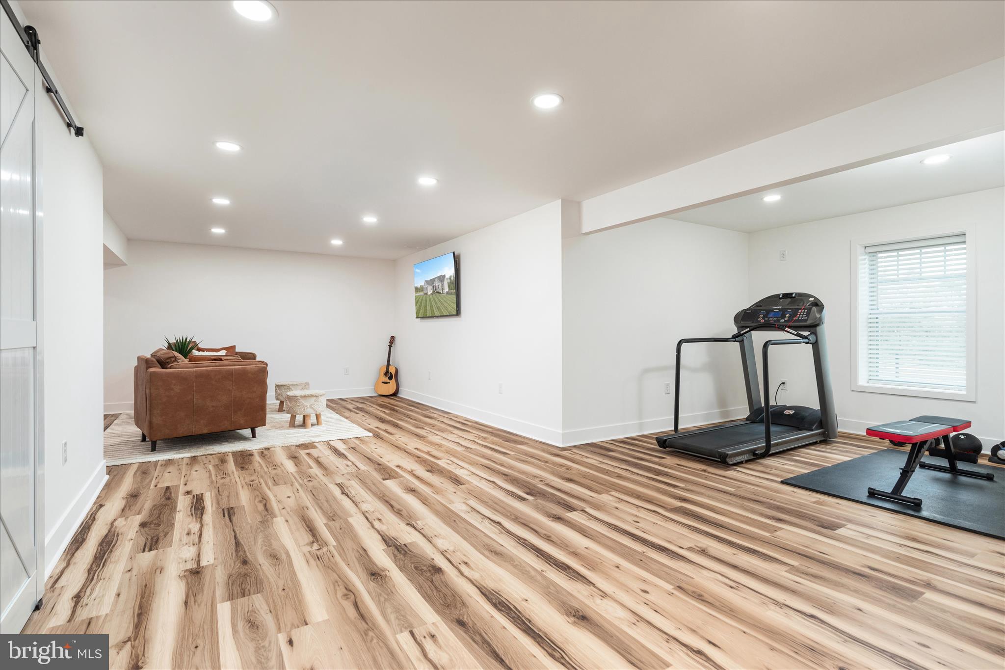 1015 REDBUD