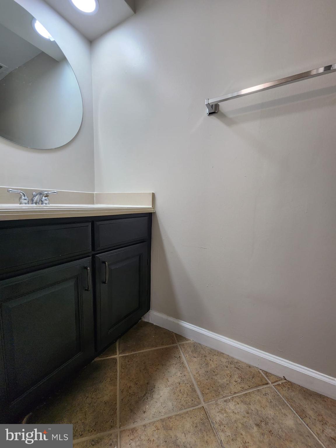 1848 GOLF VIEW COURT