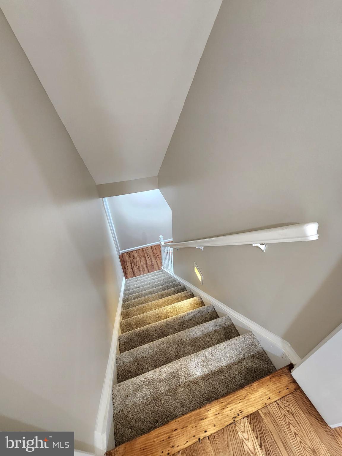 1848 GOLF VIEW COURT