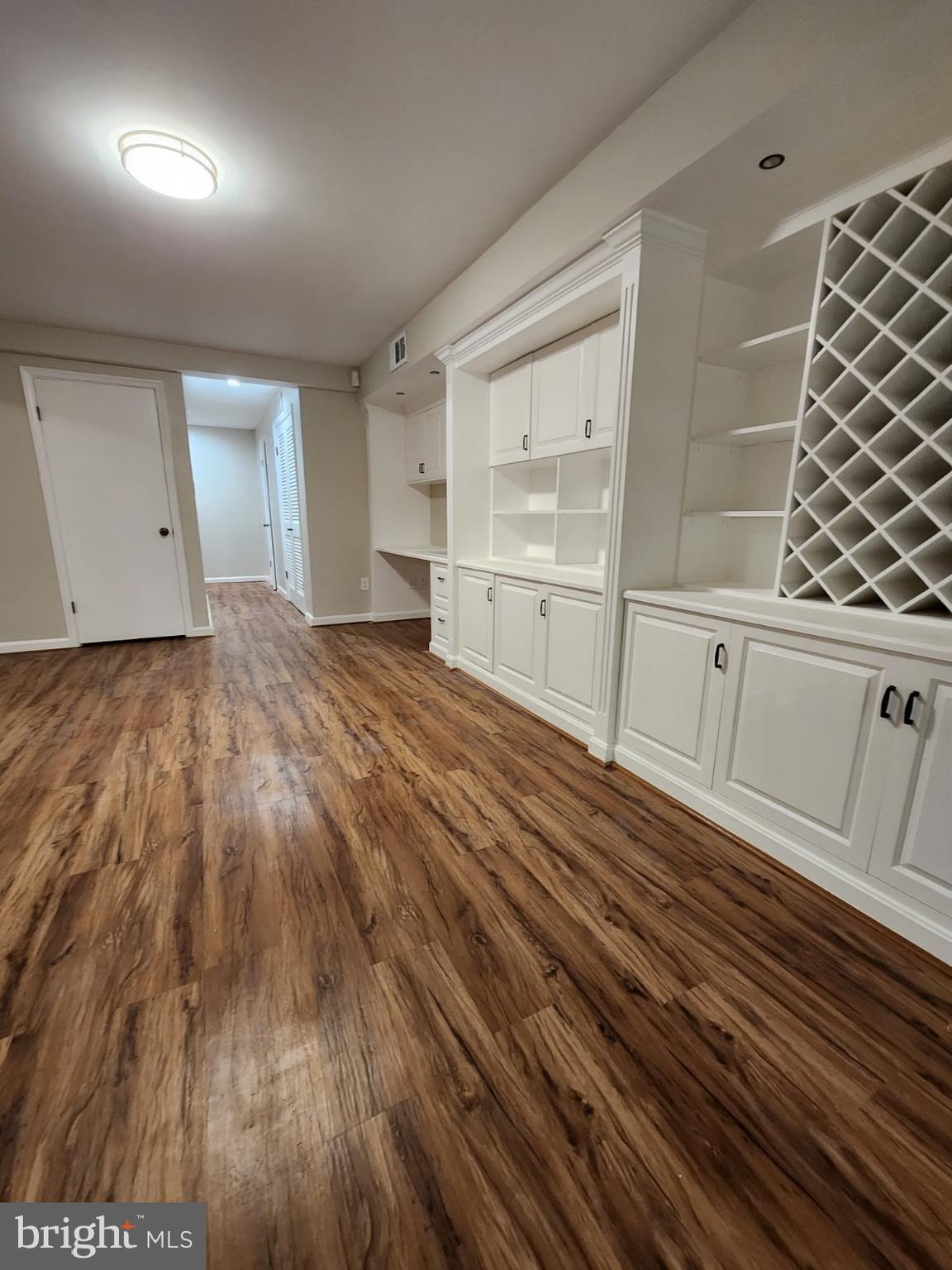 1848 GOLF VIEW COURT