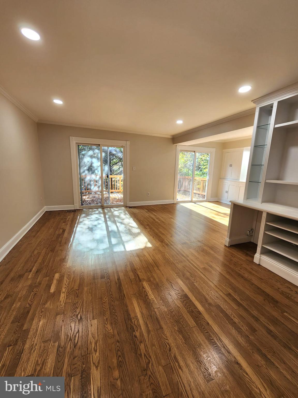 1848 GOLF VIEW COURT