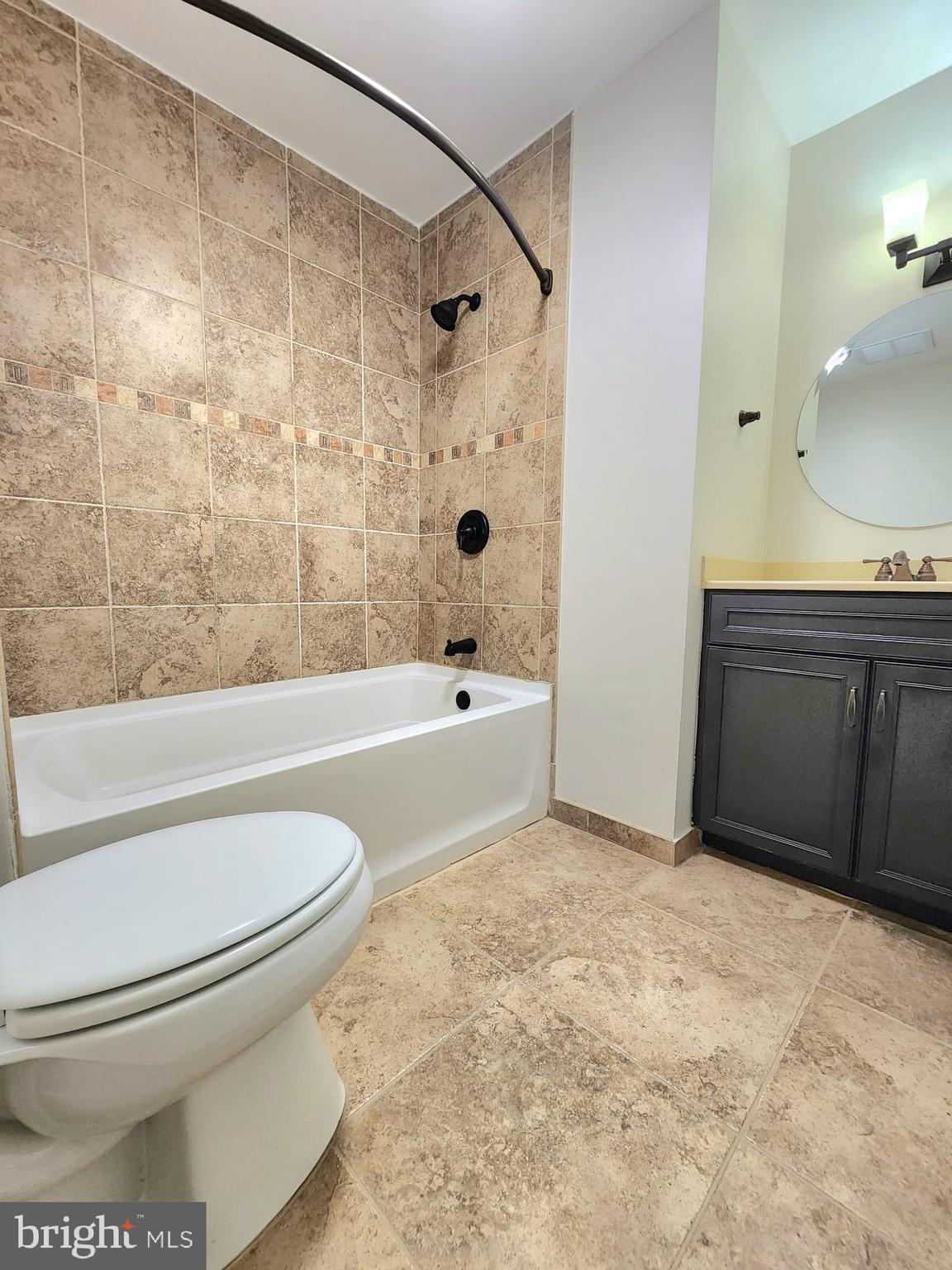 1848 GOLF VIEW COURT