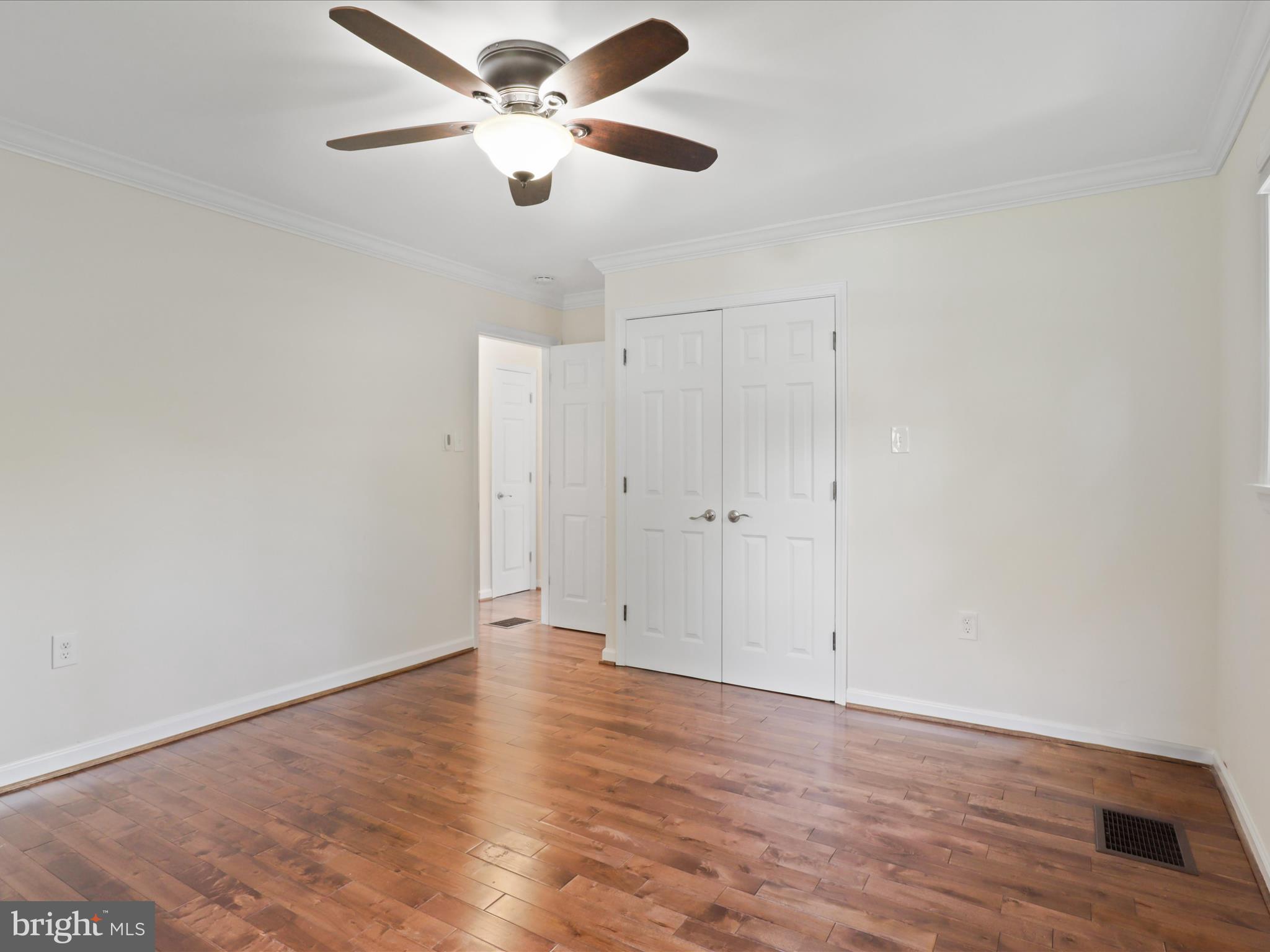 6612 KERNS ROAD
