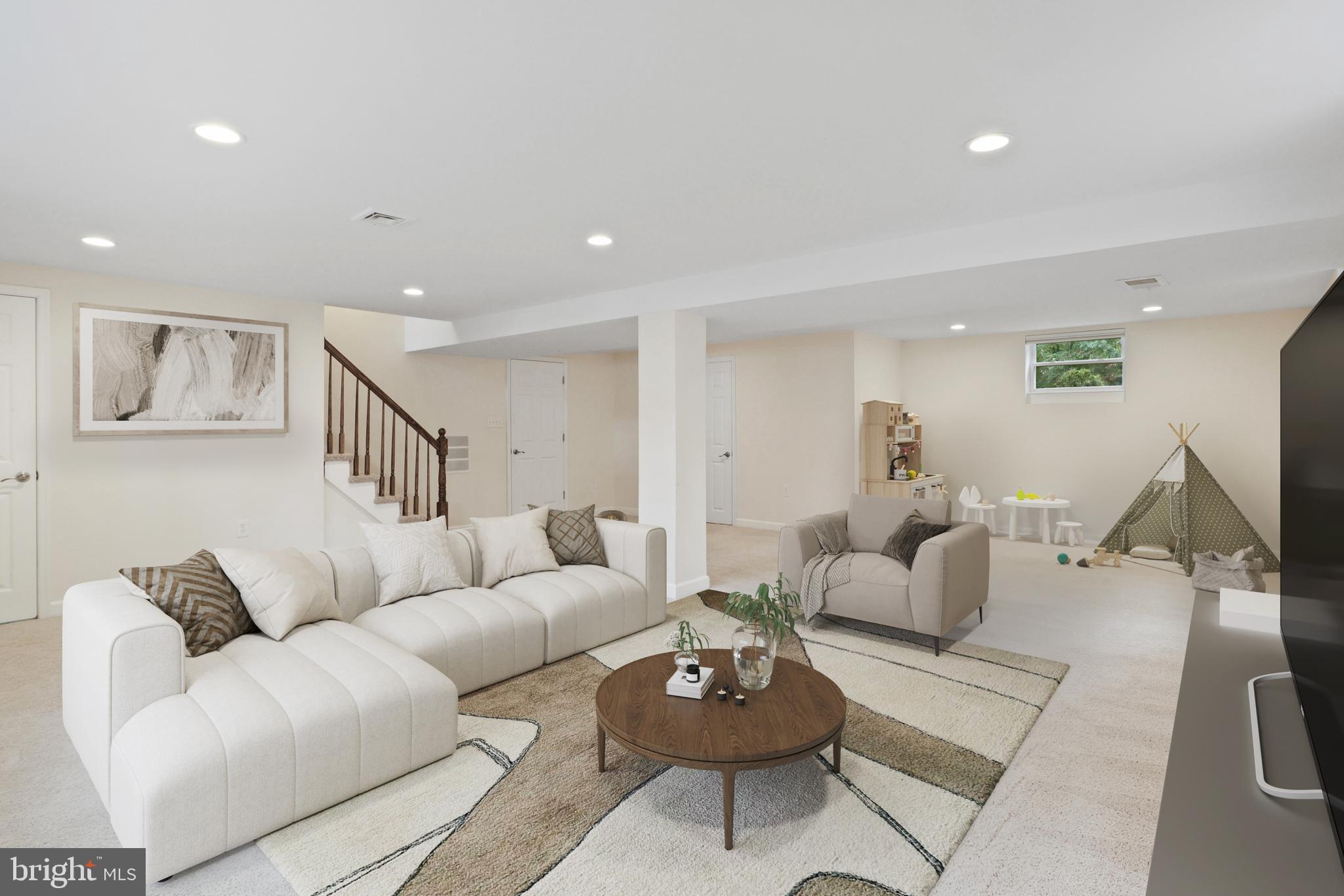 6612 KERNS ROAD
