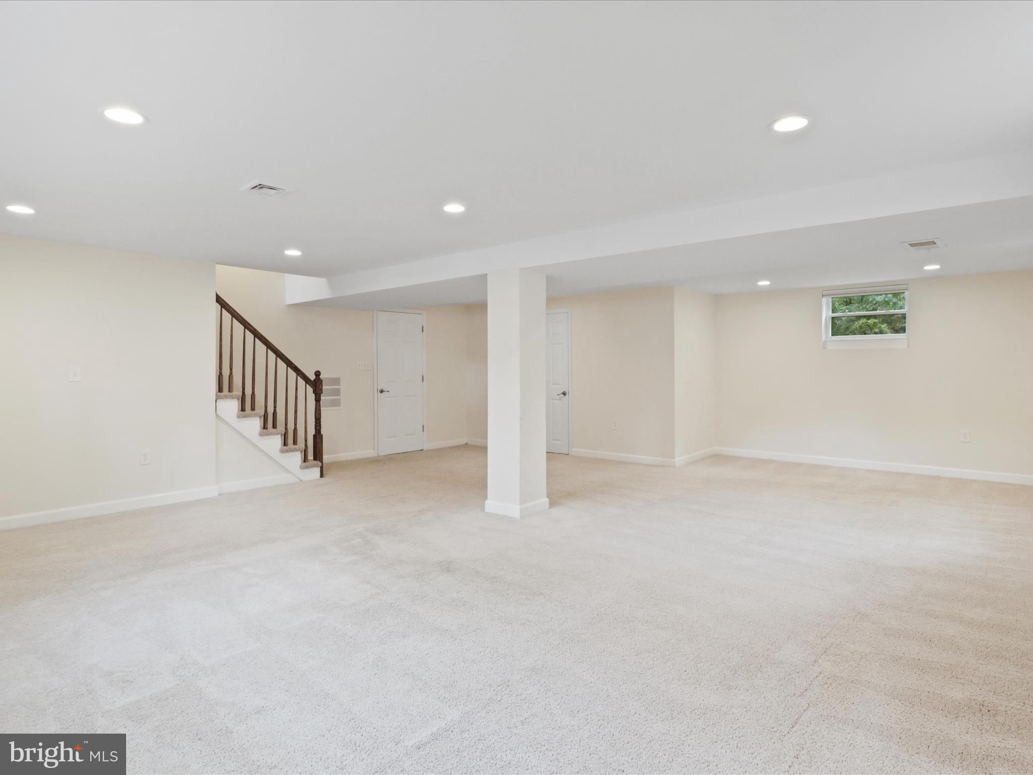 6612 KERNS ROAD