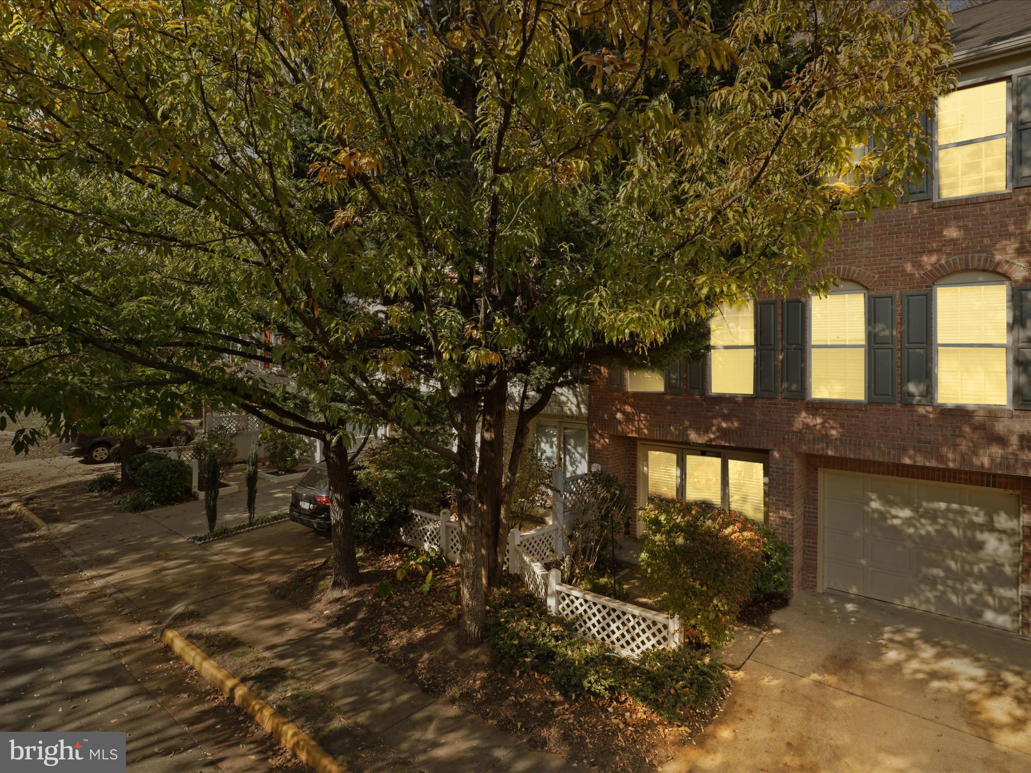 9428 COLONADE DRIVE