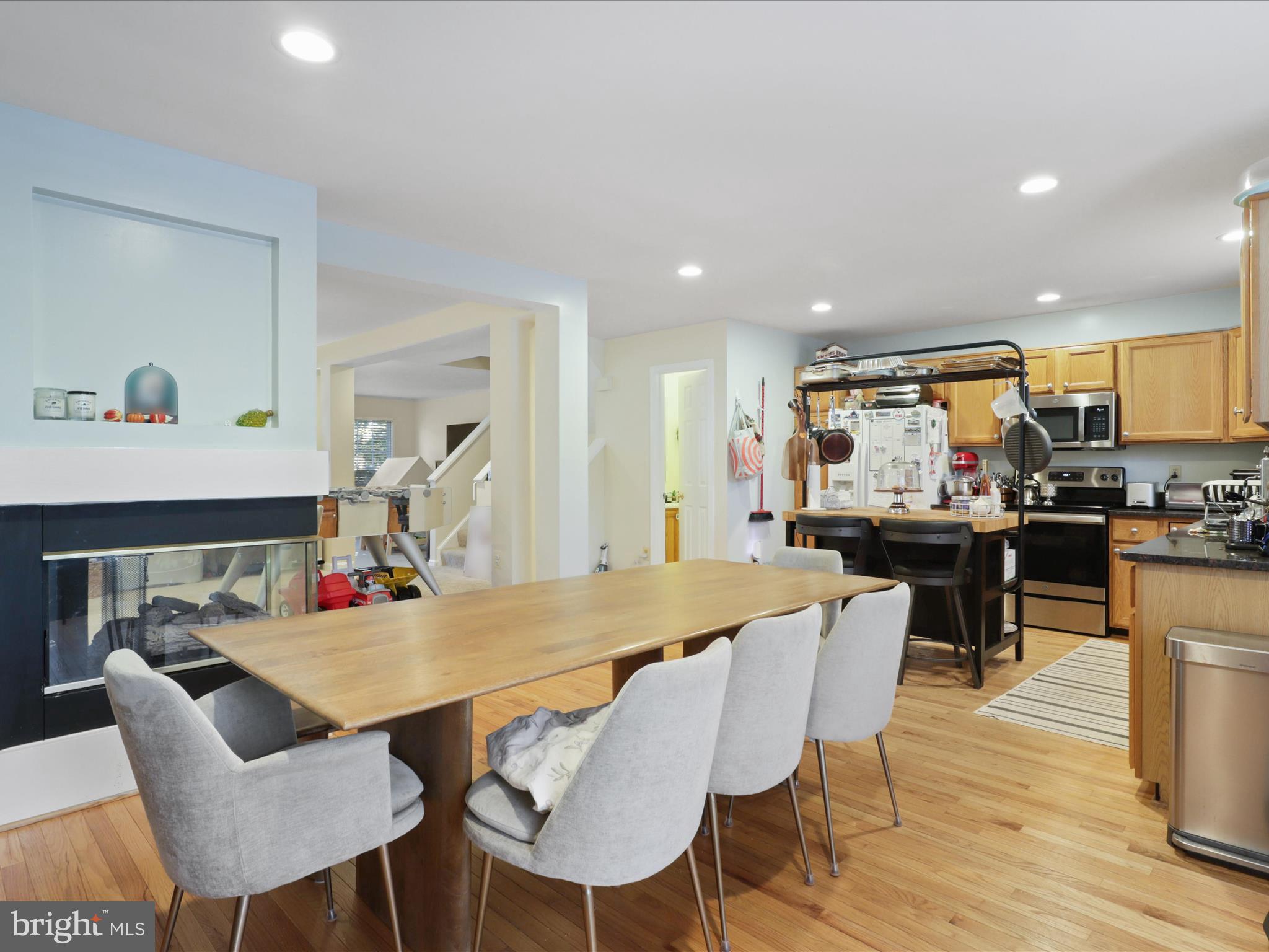 9428 COLONADE DRIVE
