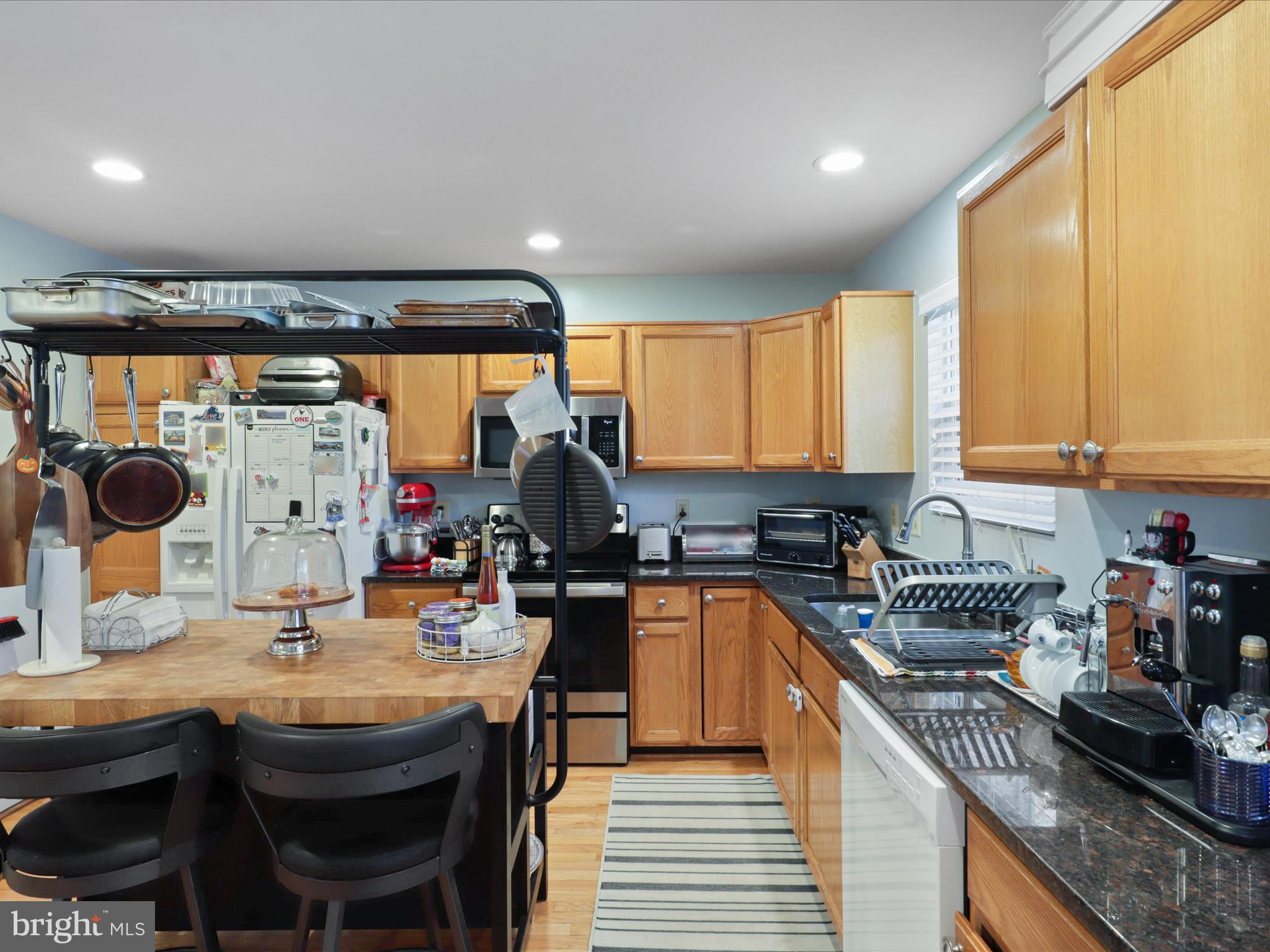 9428 COLONADE DRIVE