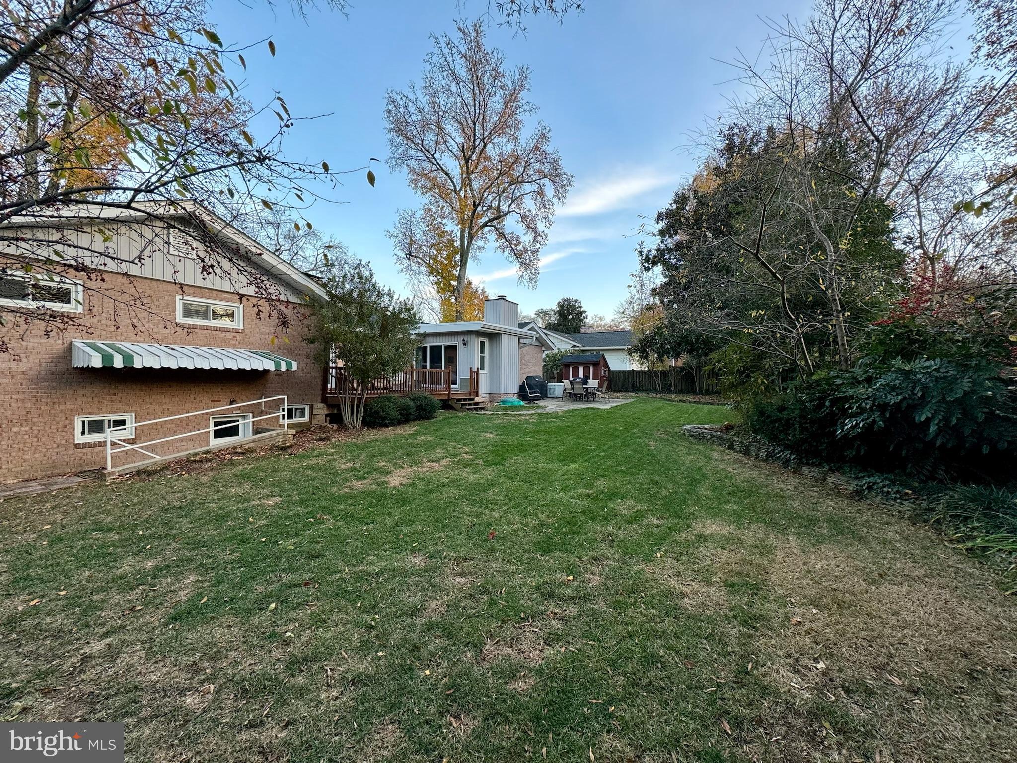 6910 PARK TERRACE DRIVE