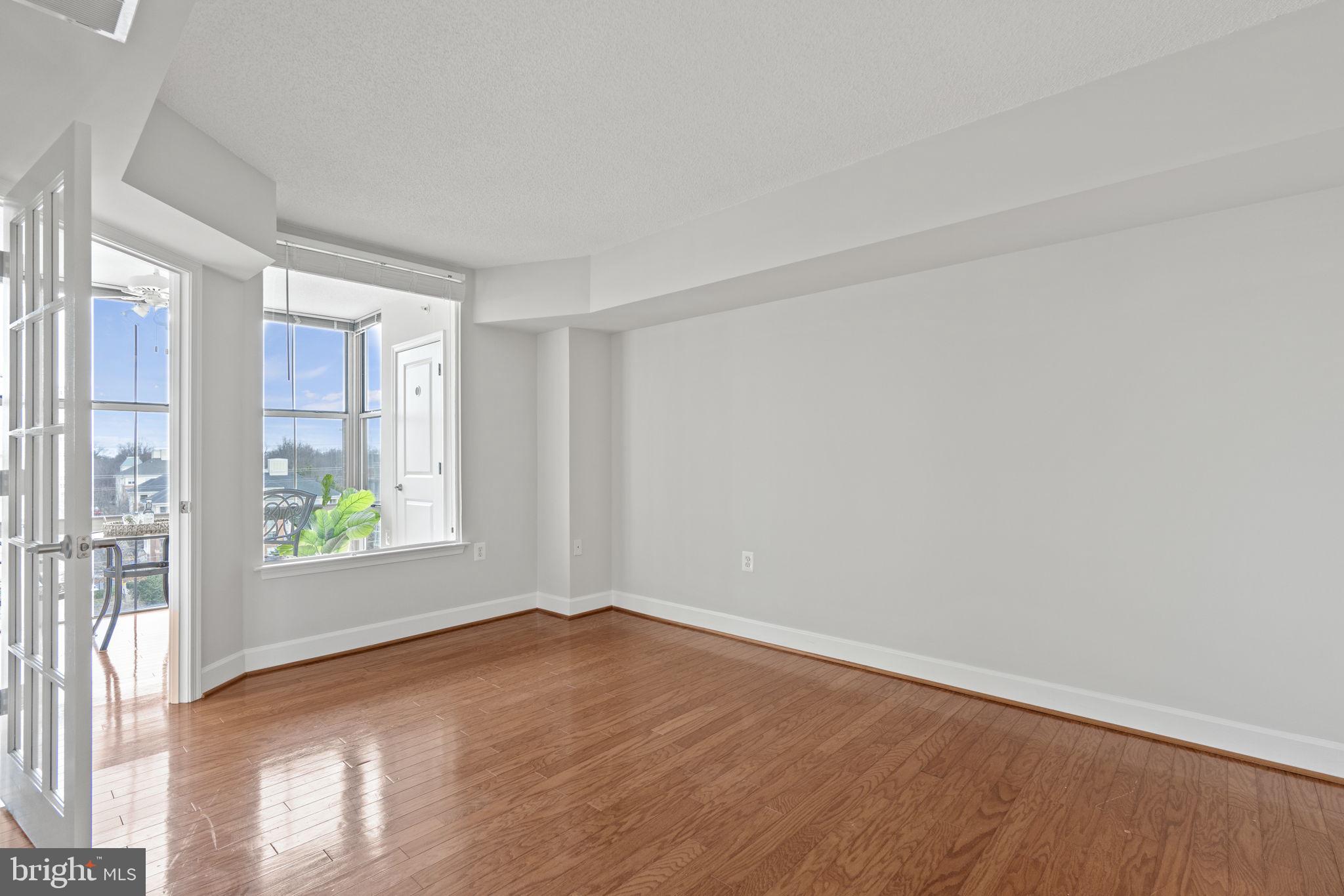 11800 SUNSET HILLS ROAD 826