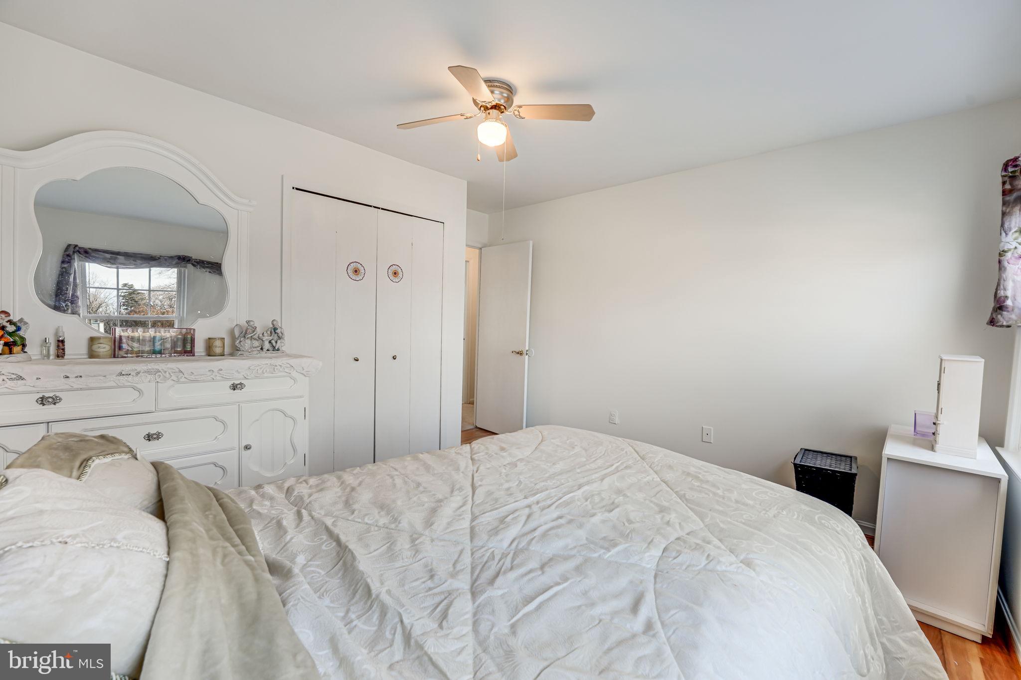 8005 PARKLANE COURT