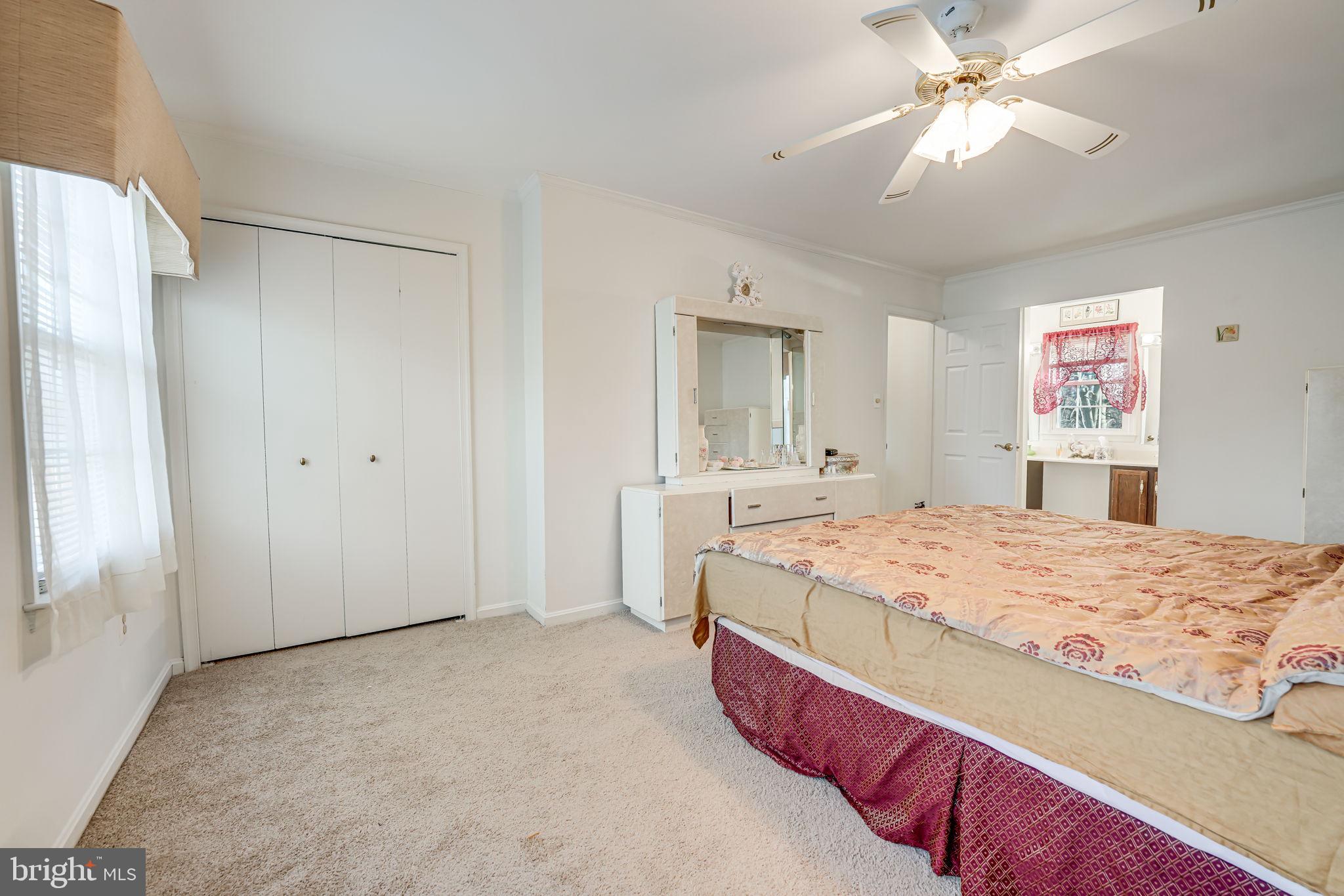 8005 PARKLANE COURT