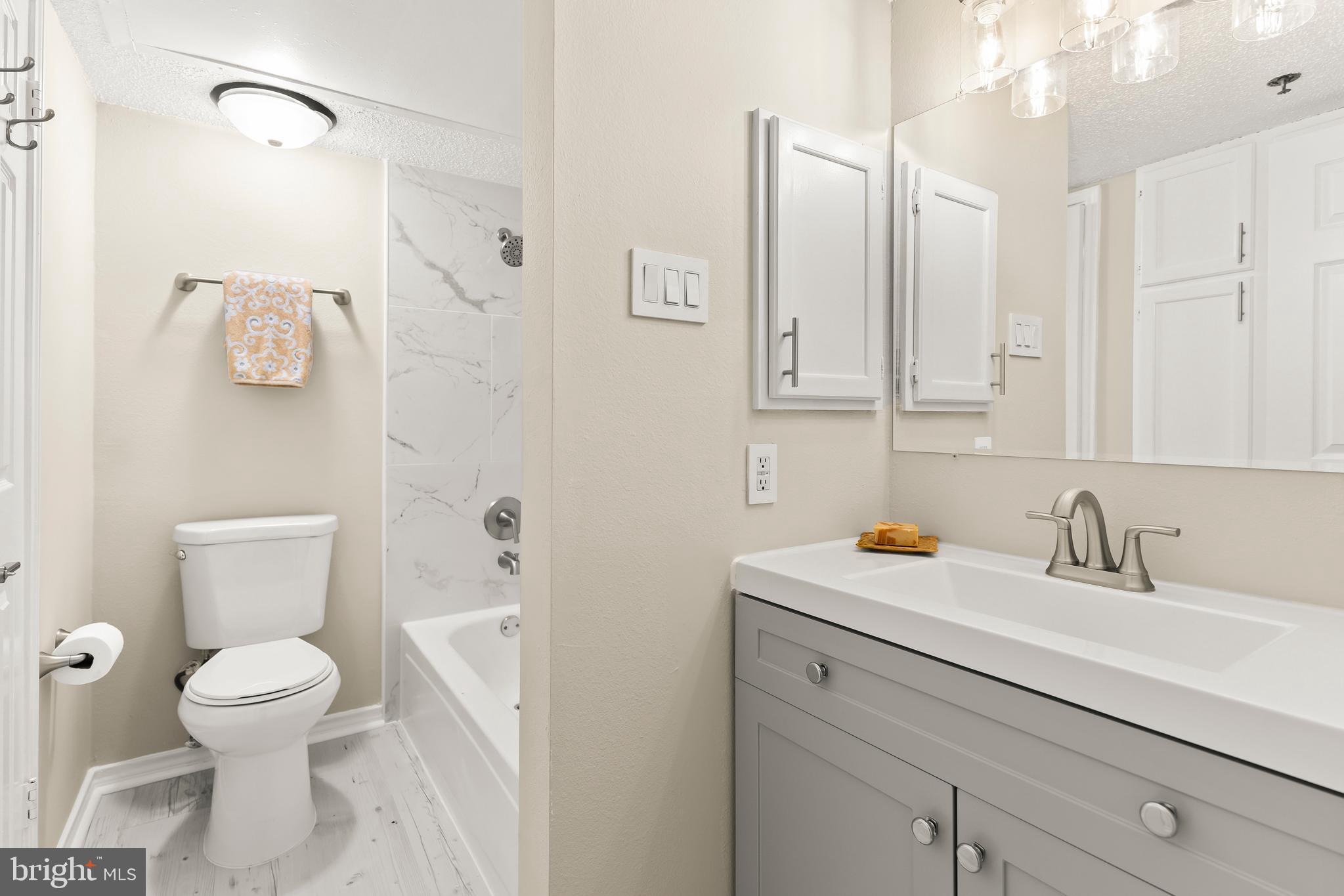 1524 LINCOLN WAY 319
