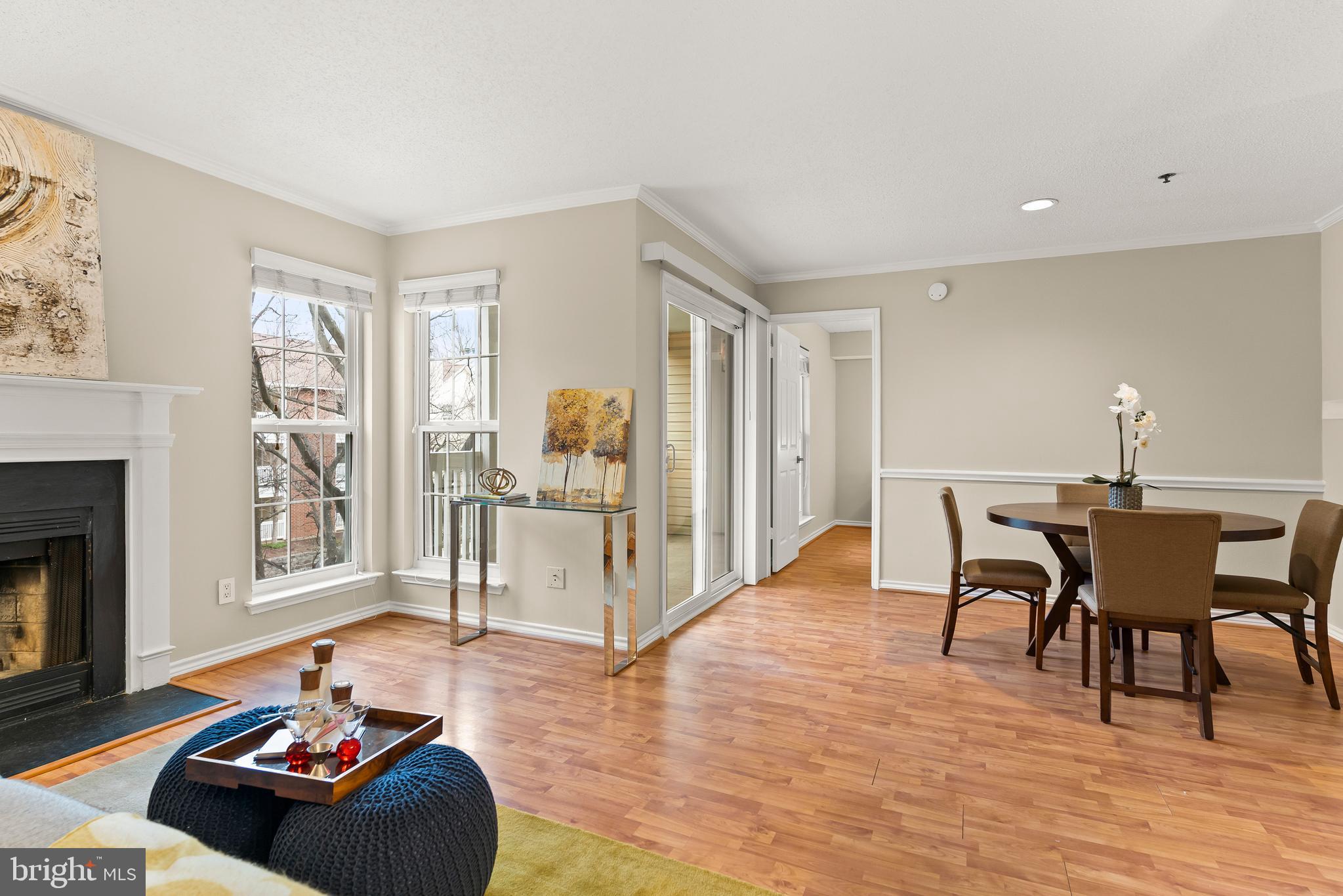 1524 LINCOLN WAY 319