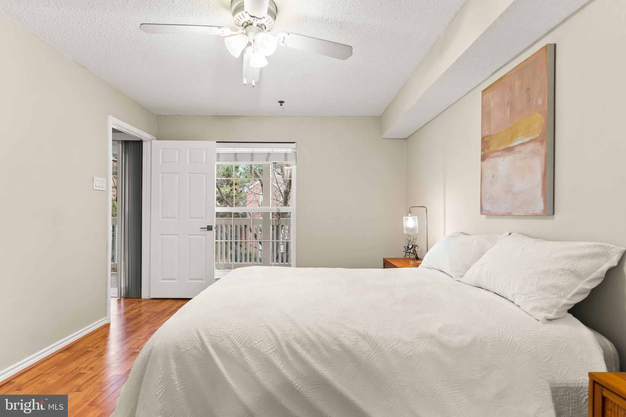 1524 LINCOLN WAY 319