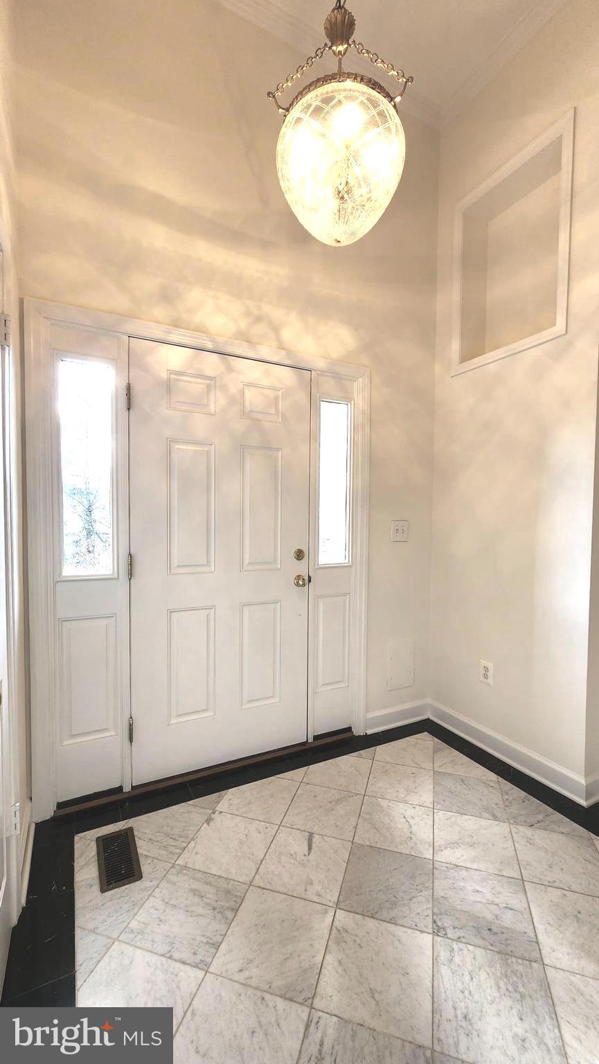 1447 HAMPTON HILL CIRCLE