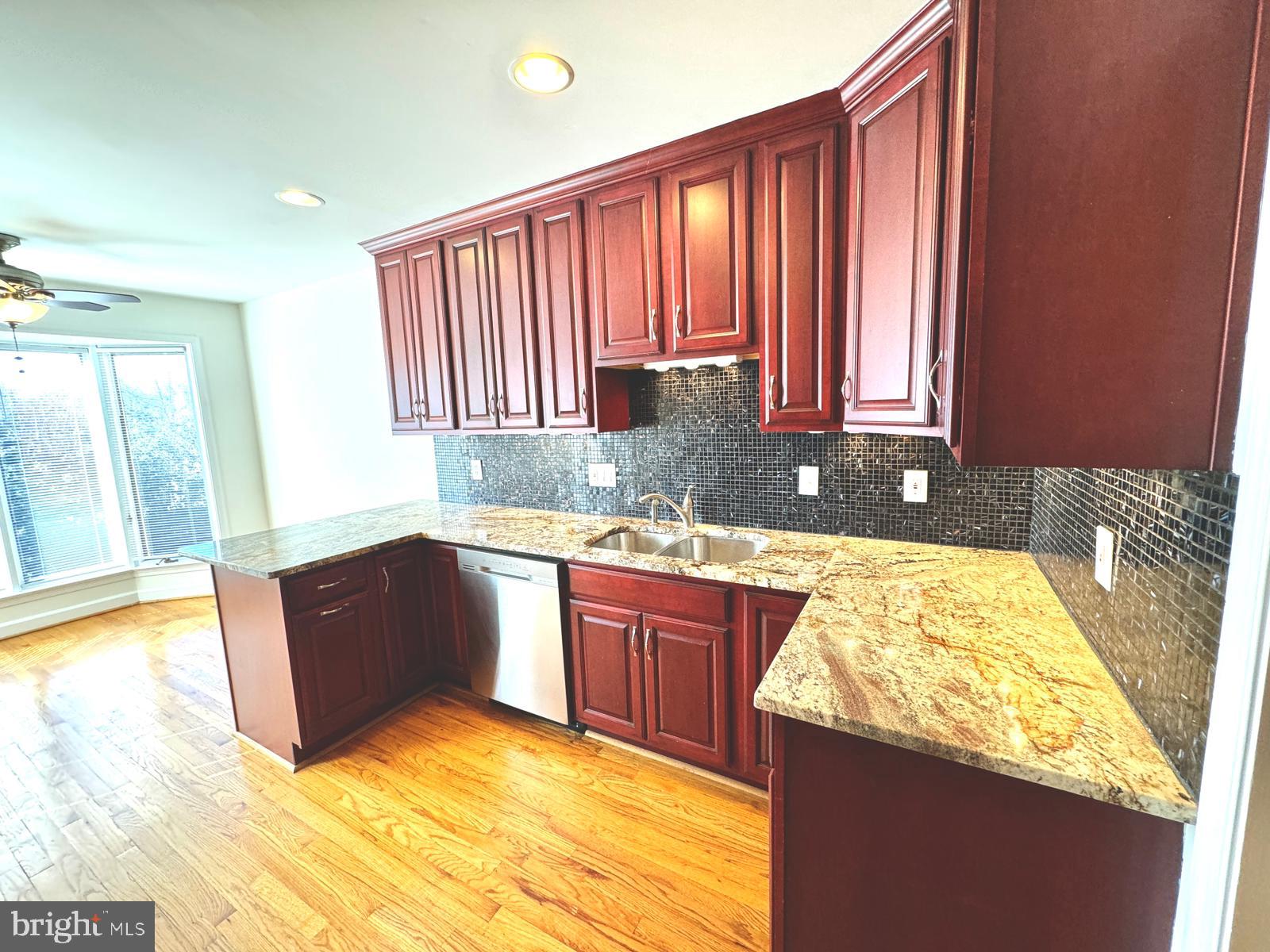 1447 HAMPTON HILL CIRCLE