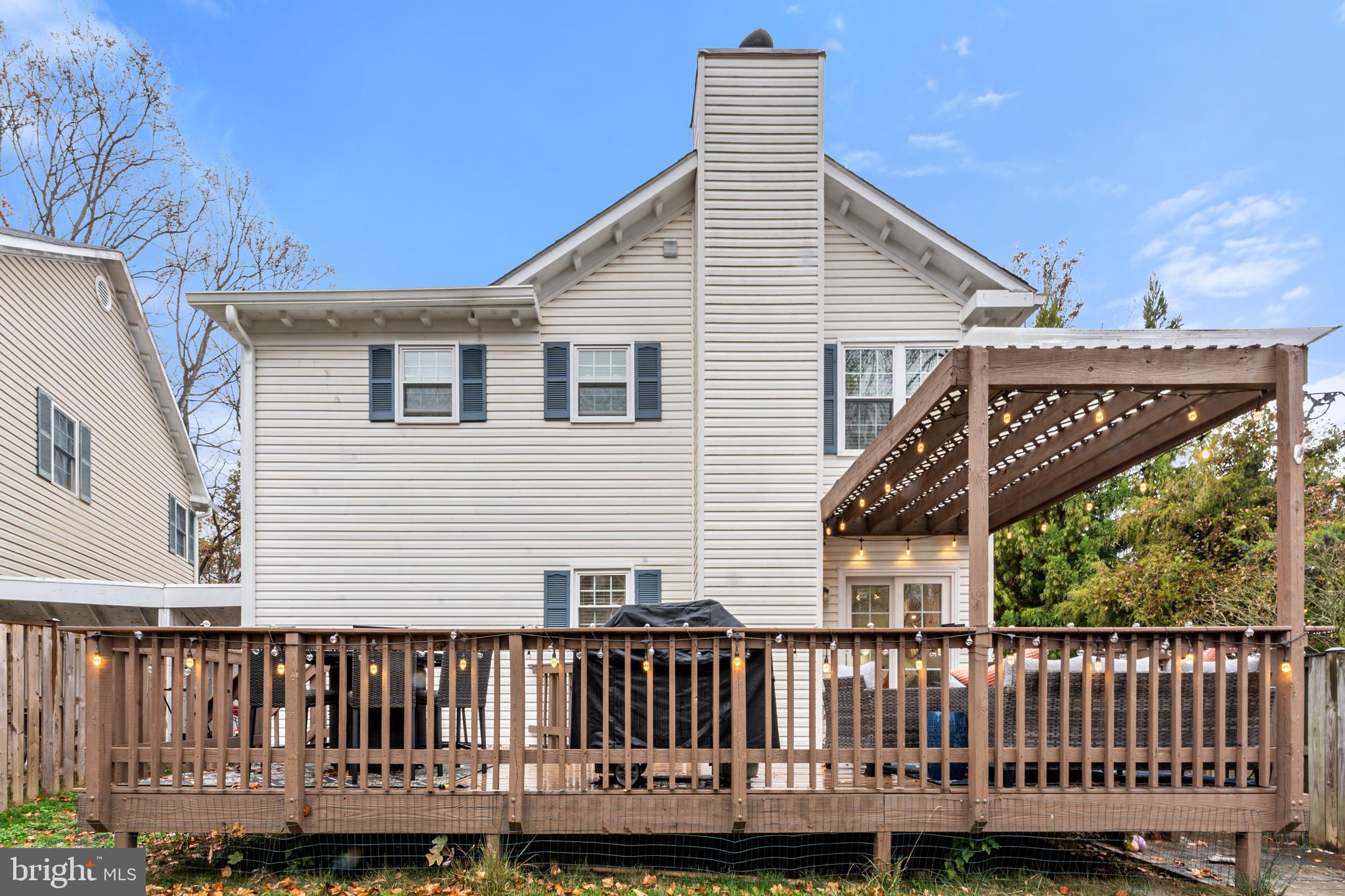 10105 SCHOOLHOUSE WOODS COURT