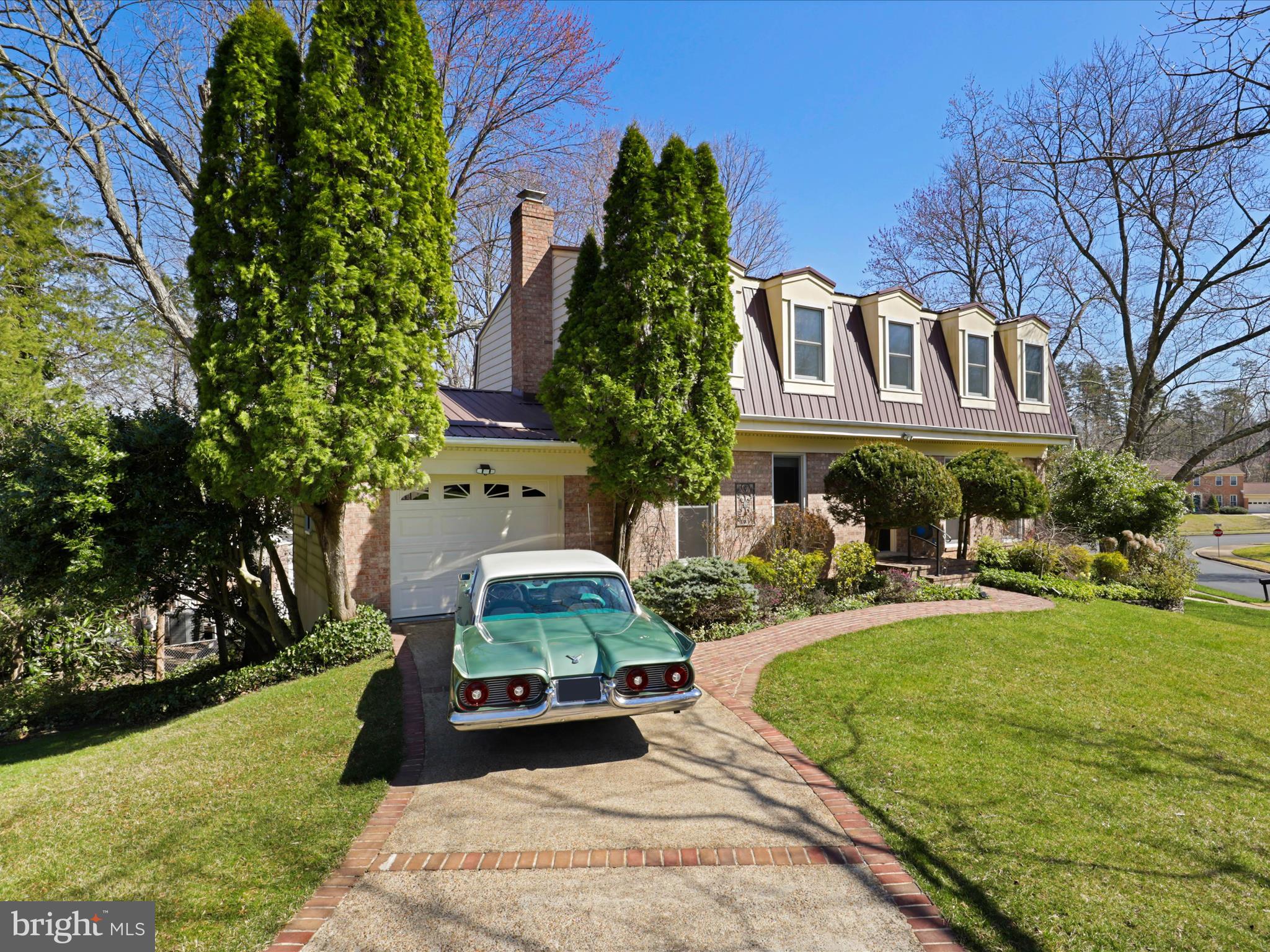 8706 SIDE SADDLE ROAD