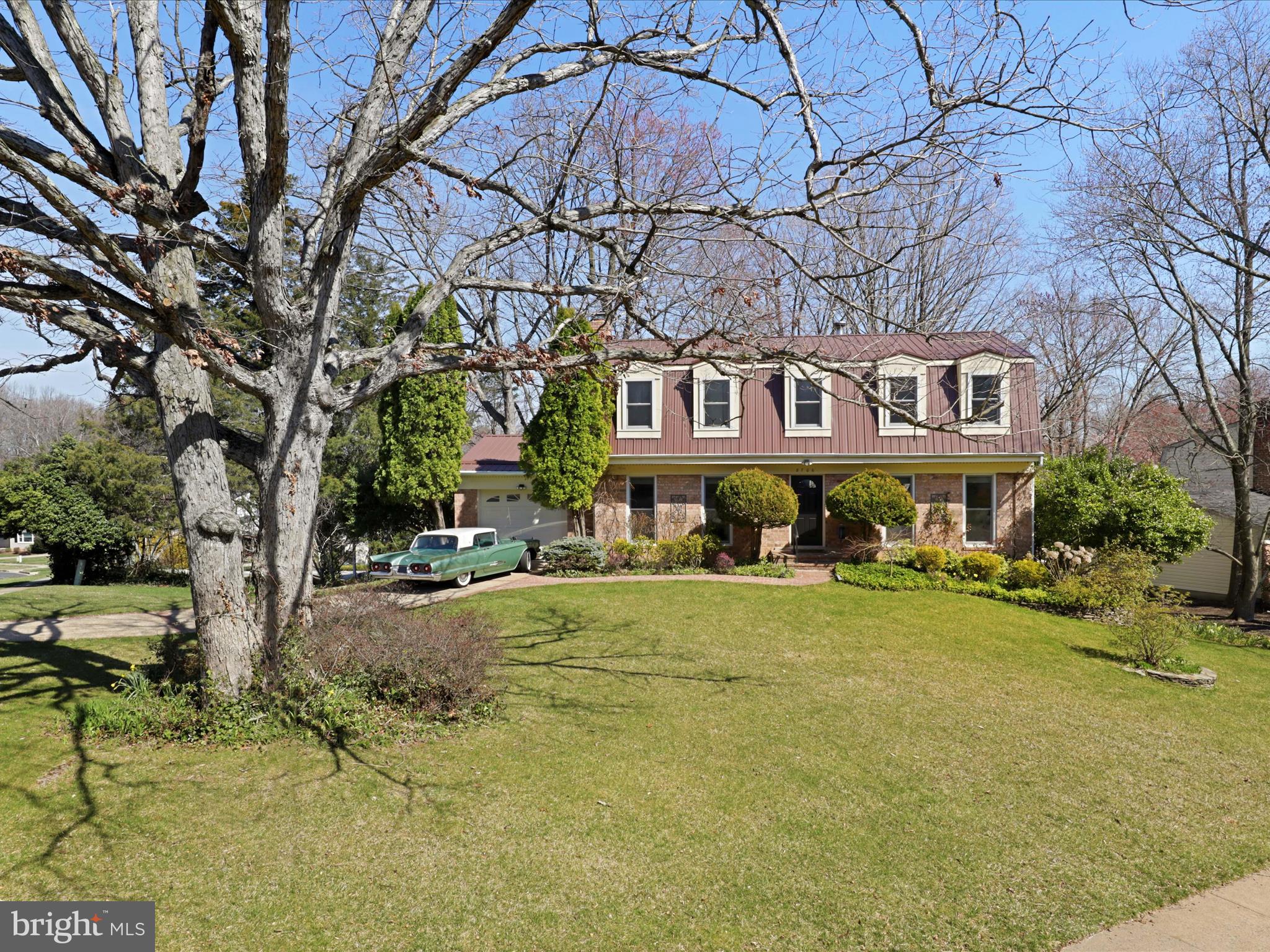 8706 SIDE SADDLE ROAD