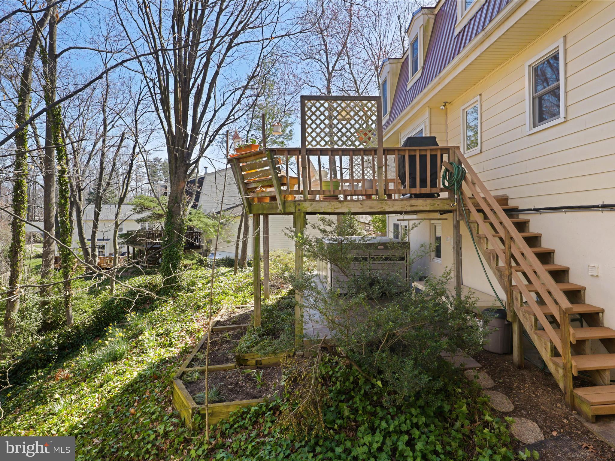 8706 SIDE SADDLE ROAD