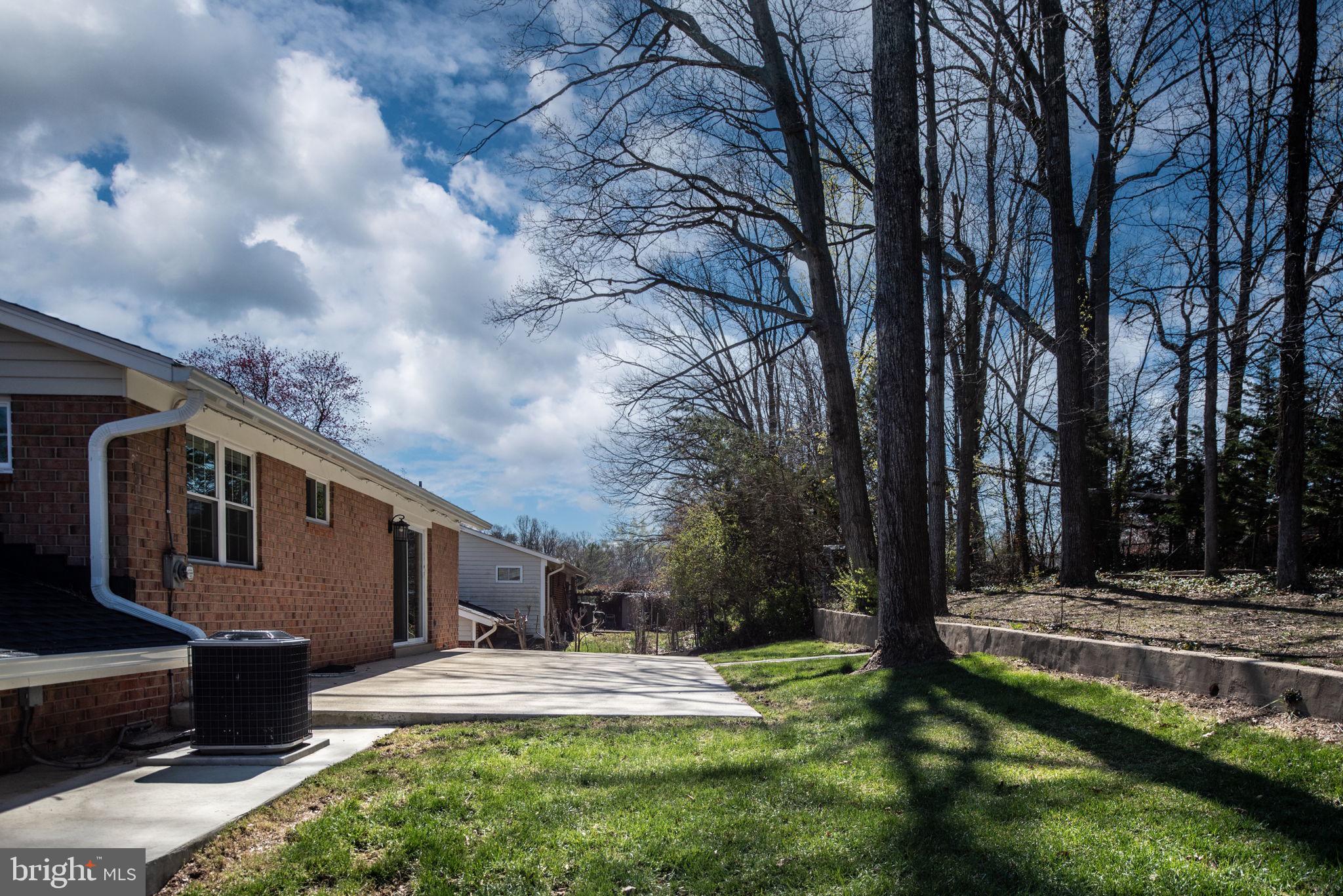 5524 EASTBOURNE DRIVE