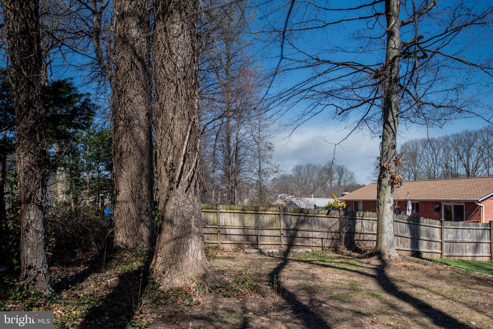 5524 EASTBOURNE DRIVE