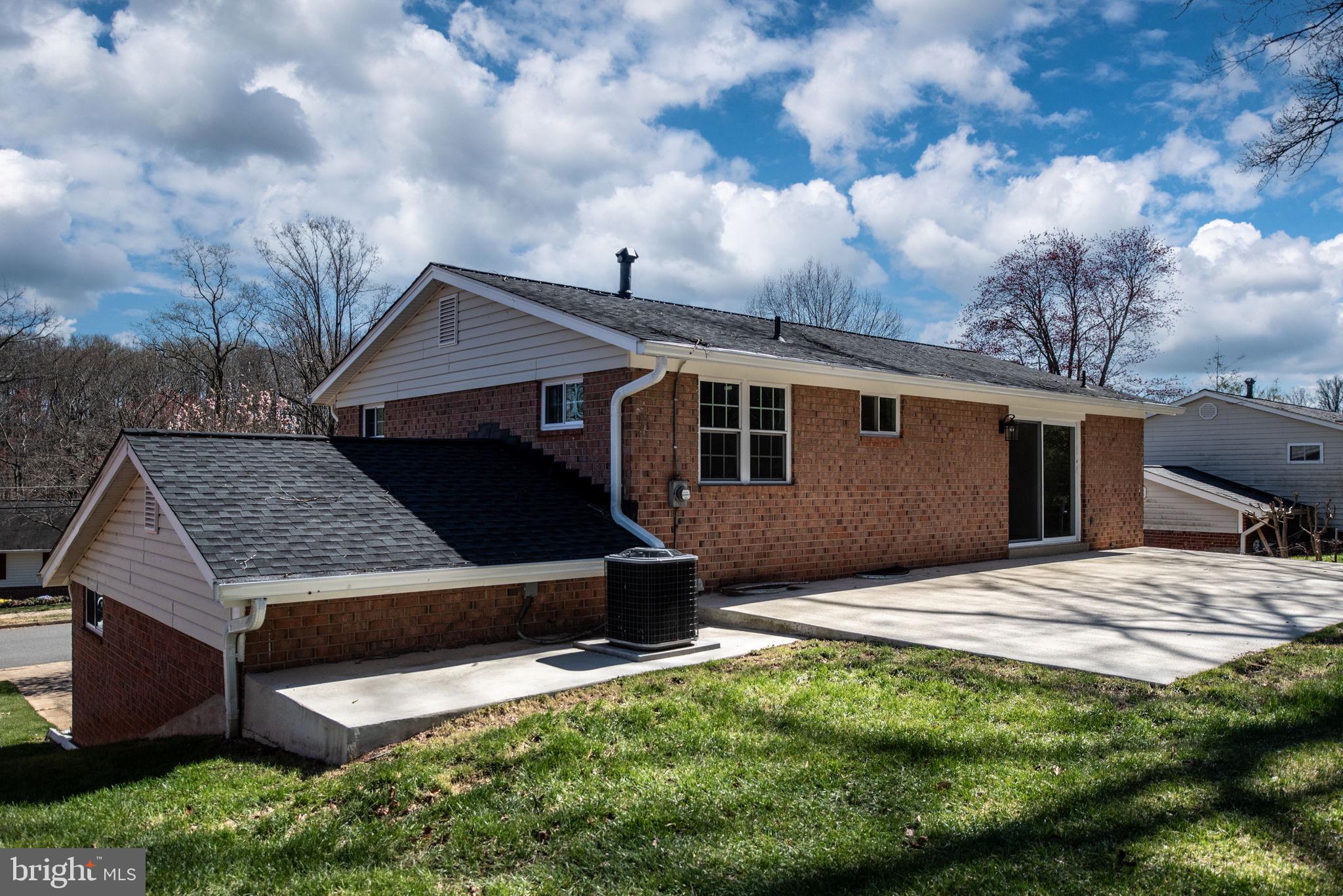 5524 EASTBOURNE DRIVE