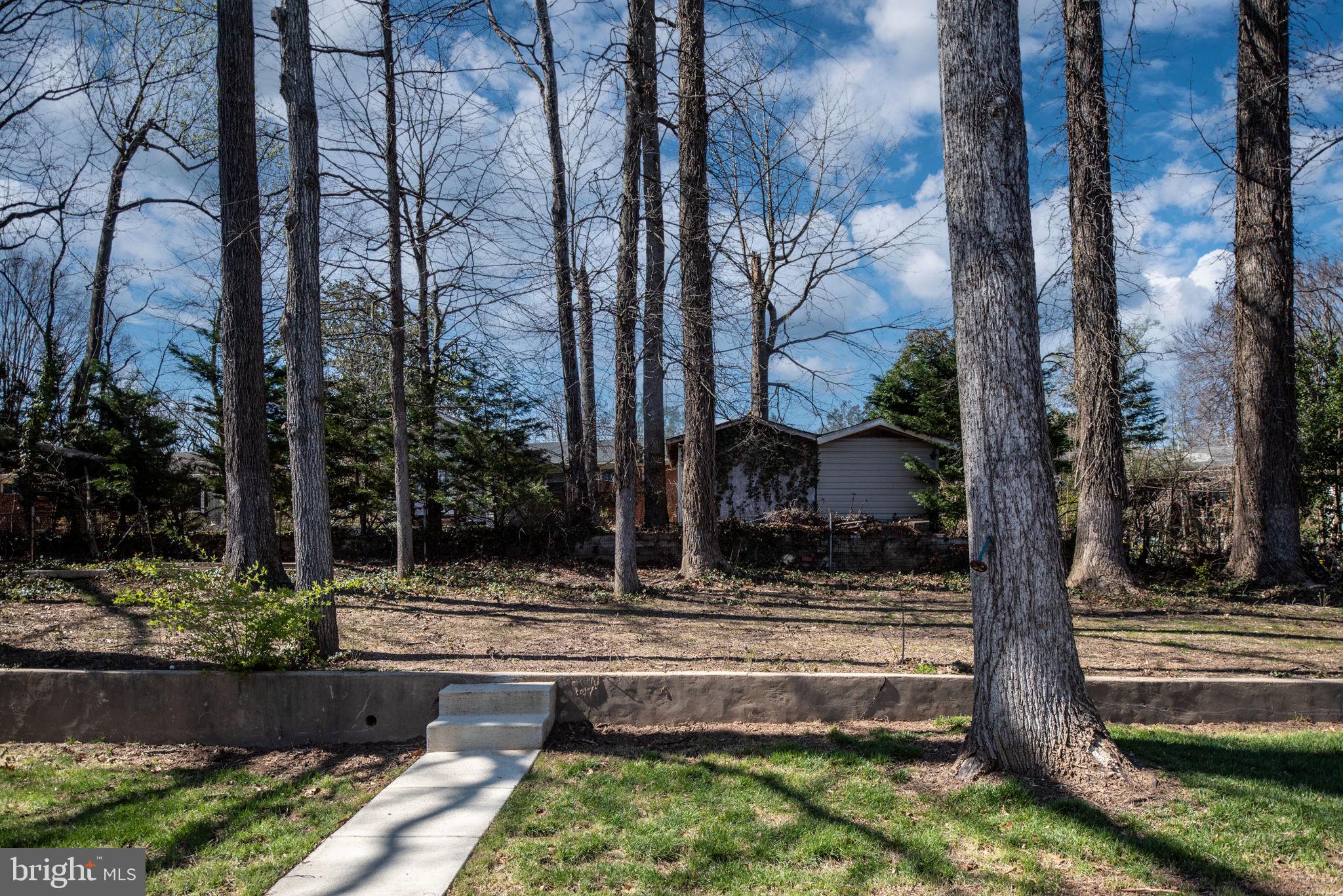 5524 EASTBOURNE DRIVE