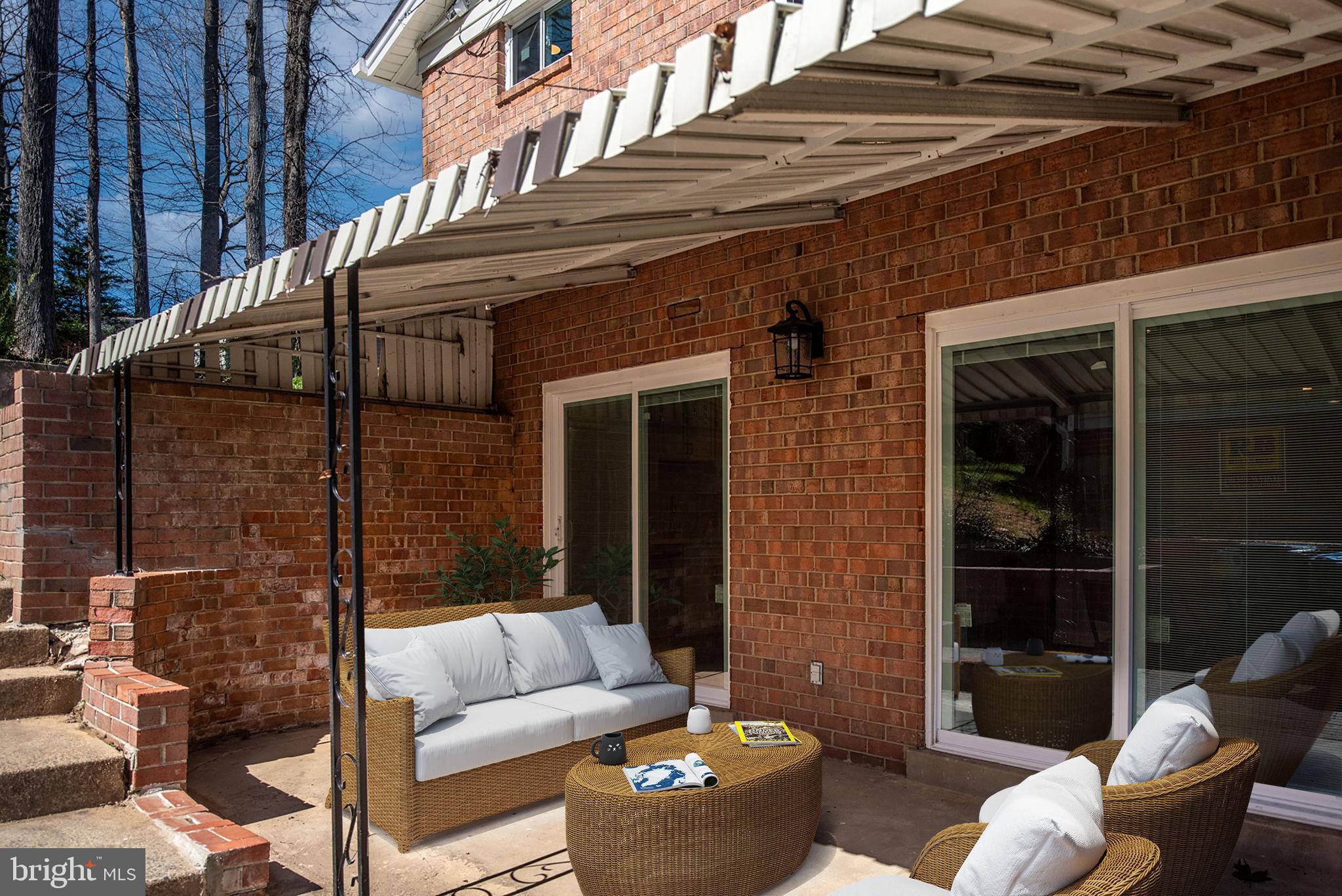 5524 EASTBOURNE DRIVE
