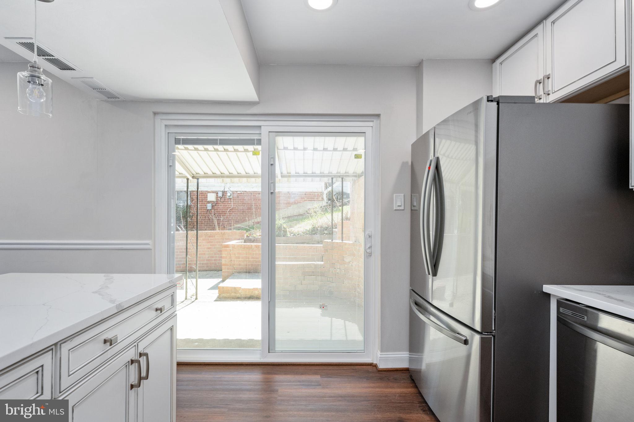5524 EASTBOURNE DRIVE