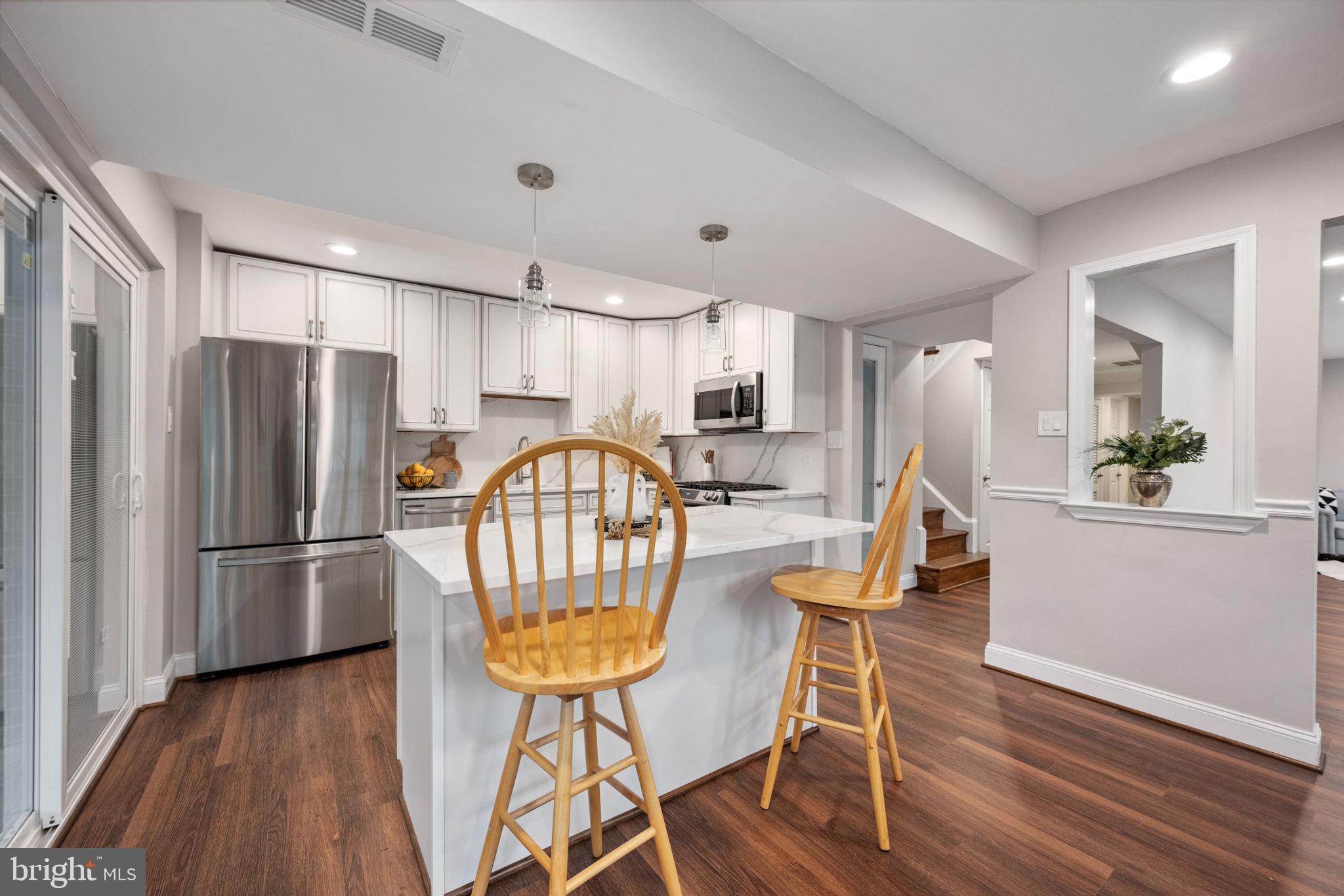 5524 EASTBOURNE DRIVE