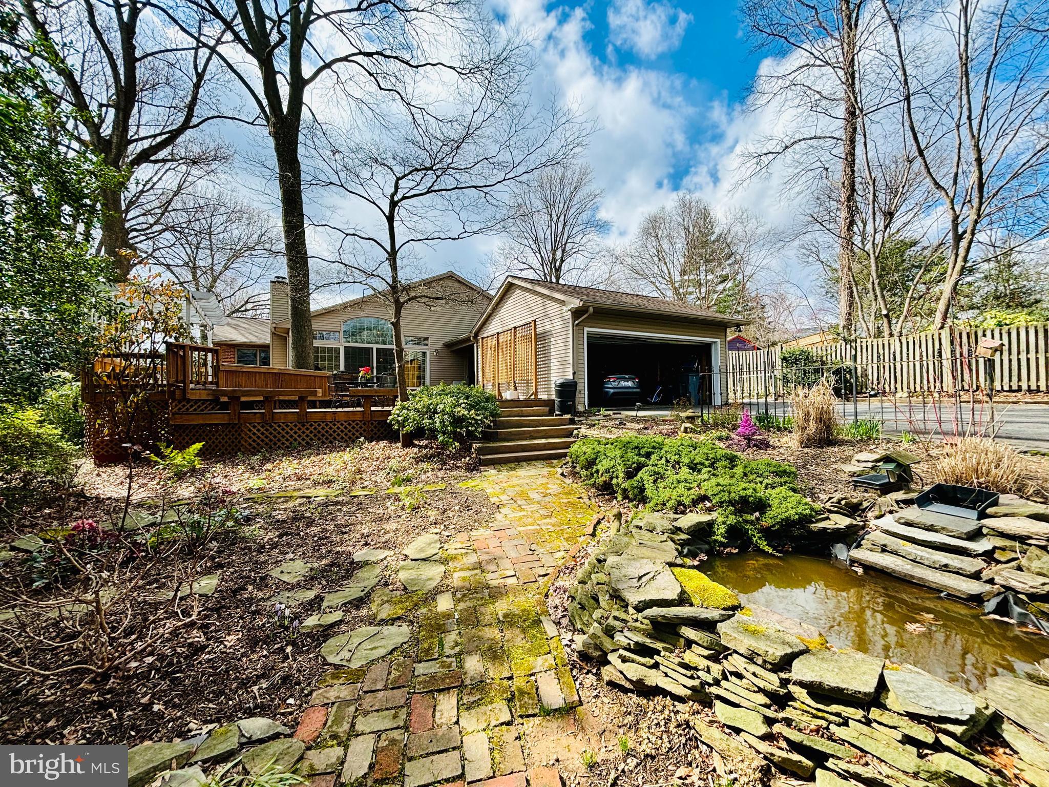 2405 BARBOUR ROAD